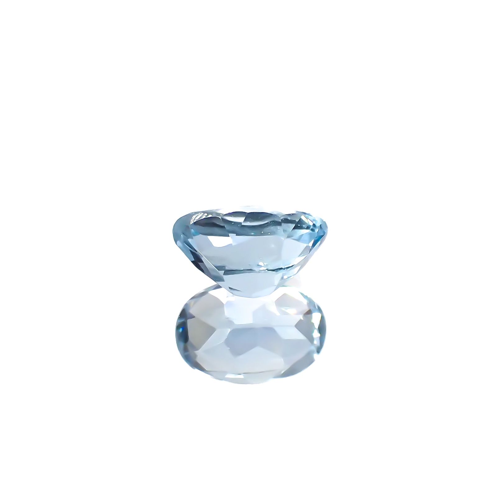 アクアマリン(宝石名アクアマリン)モザンビーク産 0.47ct 識別済[230421758]6.1x4.1mm前後
