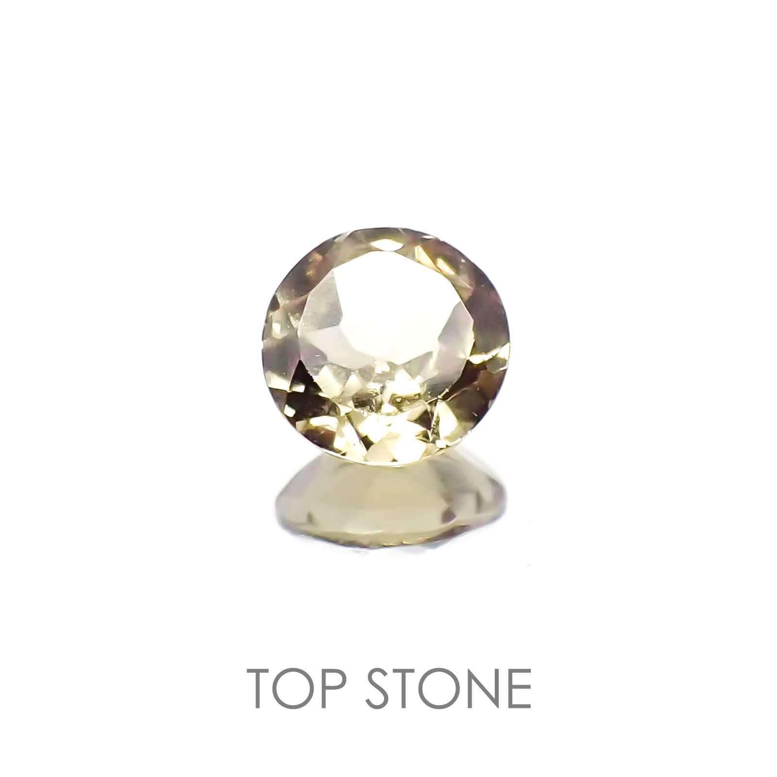 カラーチェンジマラヤガーネット(宝石名ガーネット) タンザニア産 0.54ct 識別済[20117763]5.1×5mm前後