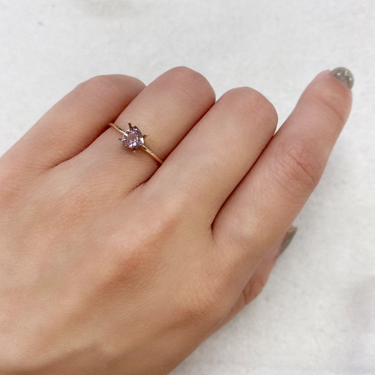 ピンクダイアスポア(宝石名ダイアスポア) アフガニスタン産 0.51ct 識別済[210912429]5.1×5.2mm前後
