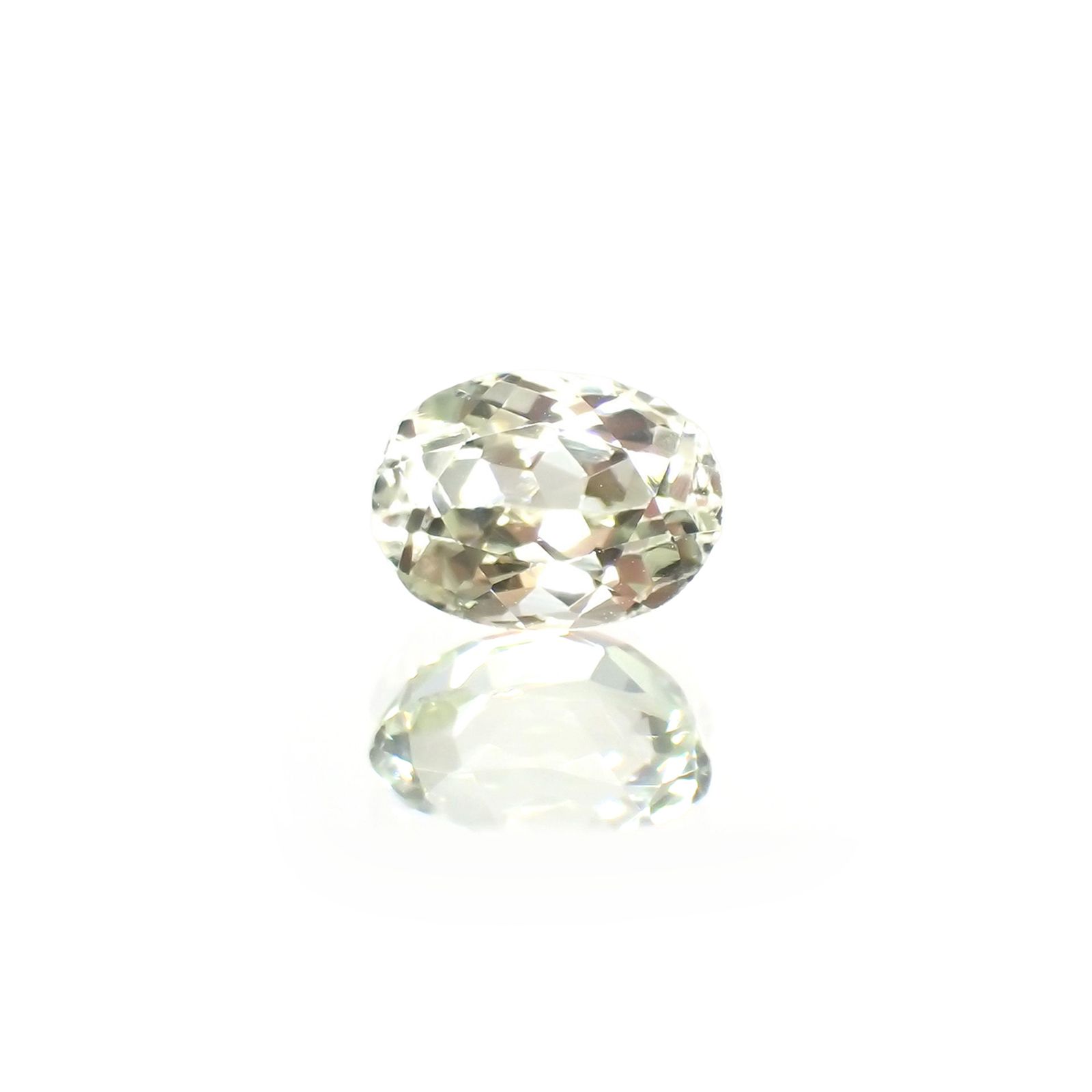 シリマナイト(宝石名シリマナイト)インド産 識別済 1.65ct / 7.9x5.9mm前後 [211113697]