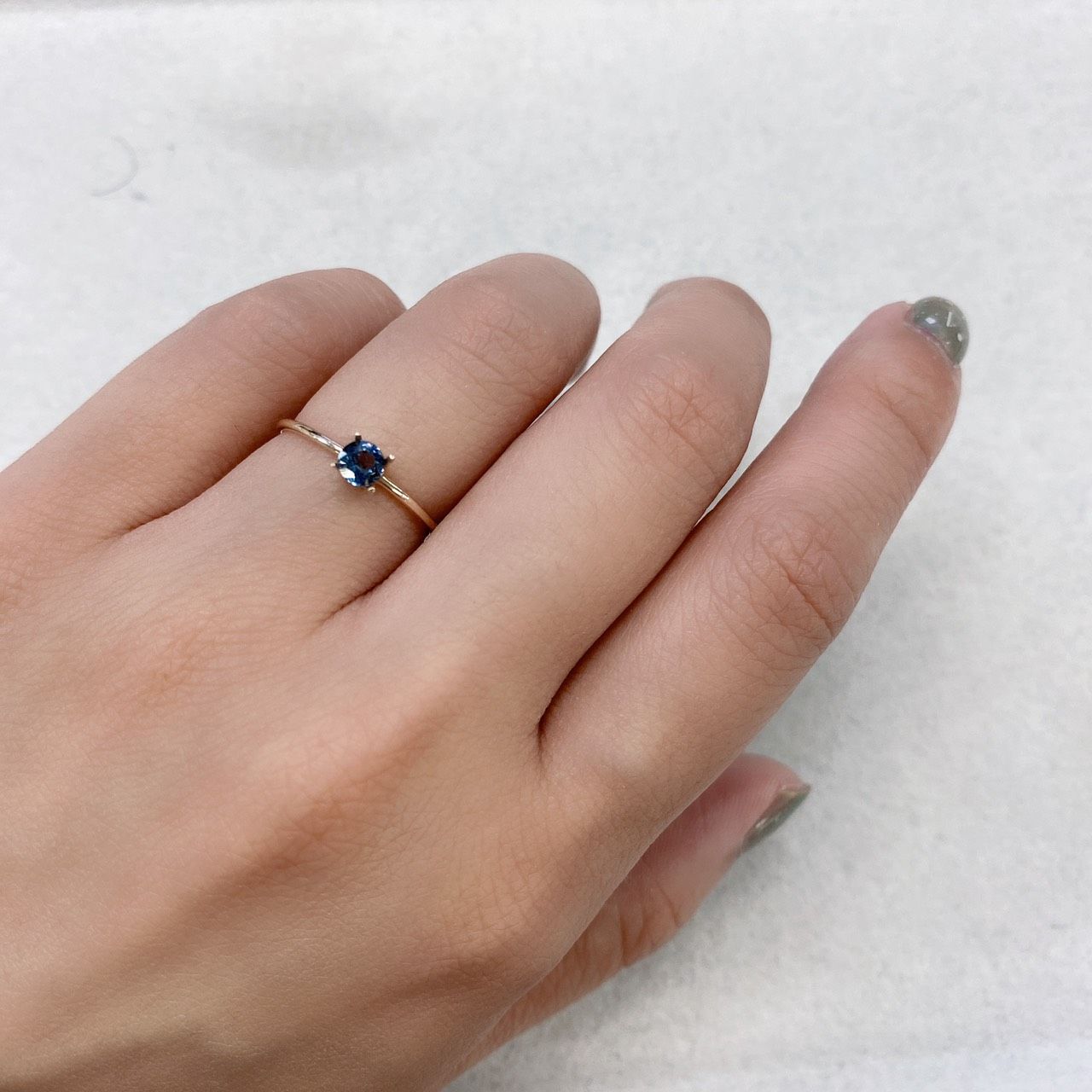 グレイッシュブルースピネル ビルマ産 ルース 0.25ct[210913136]3.9×3.9mm前後