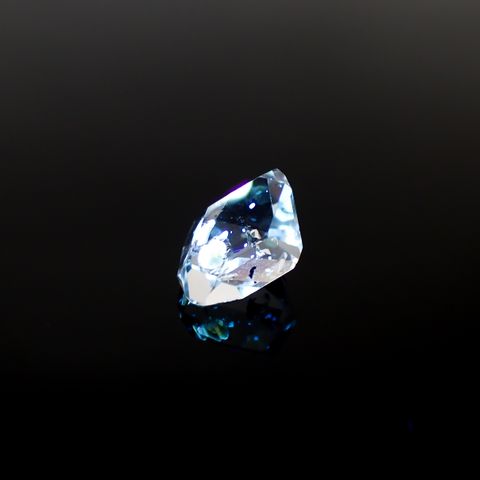 オイルインクォーツ原石 パキスタン産 5.39ct [231224719]13.4x10.1mm前後