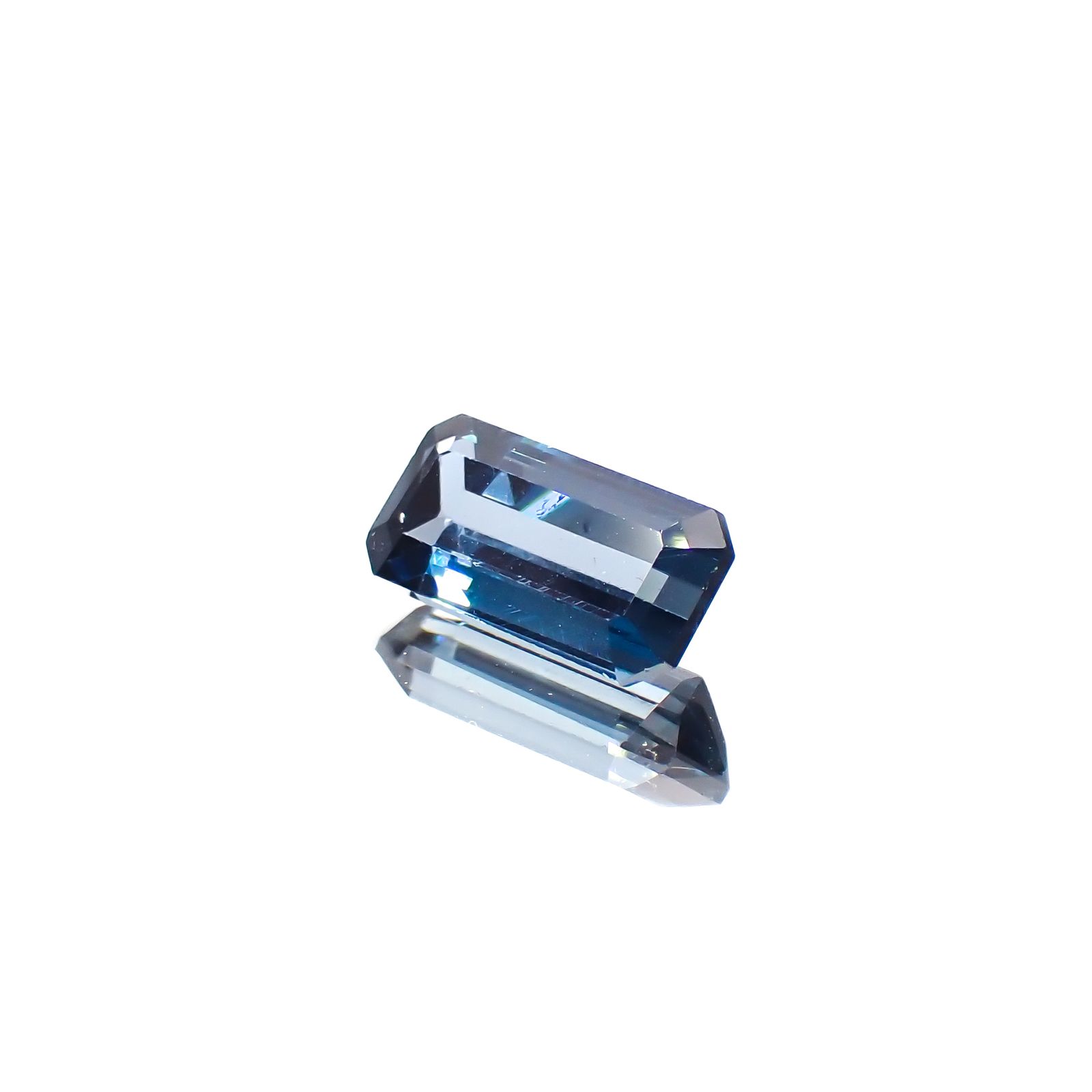 ロンドンブルートパーズ ブラジル産 2.33ct[240326800]10.5x5.3mm前後