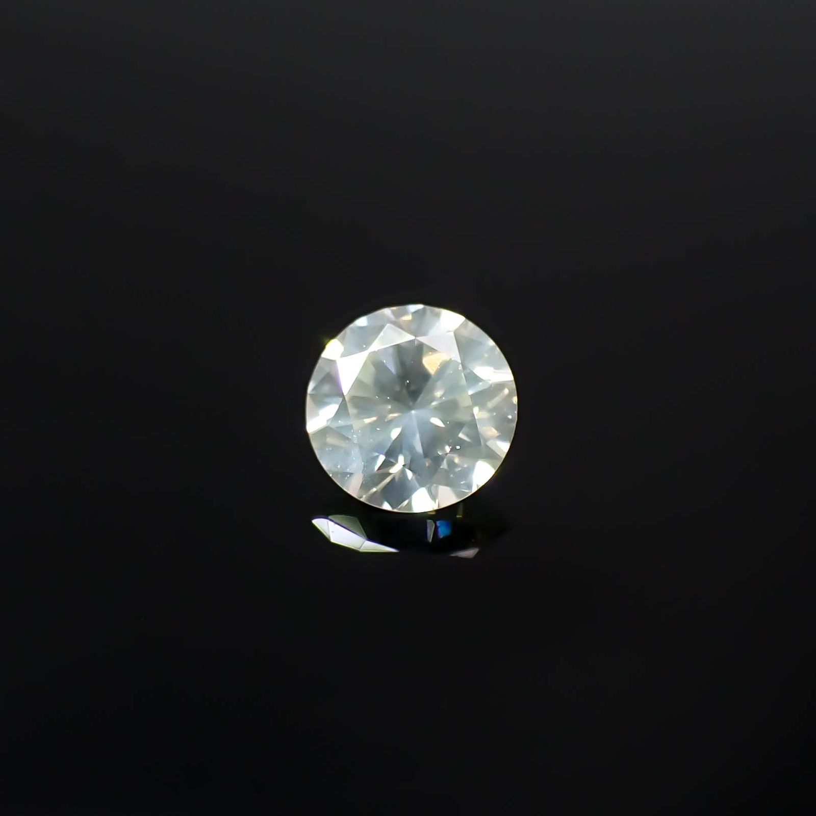 シルキーダイヤモンド 0.12ct [250730763]3.1x3.1mm前後