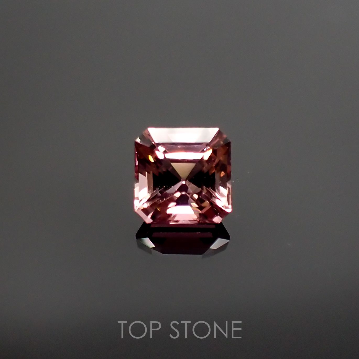 ピンクトルマリン パパラチャカラー(宝石名ピンク・トルマリン) ルワンダ産 1.314ct ソ付(彩珠)[210711636]6.4×6.3mm前後