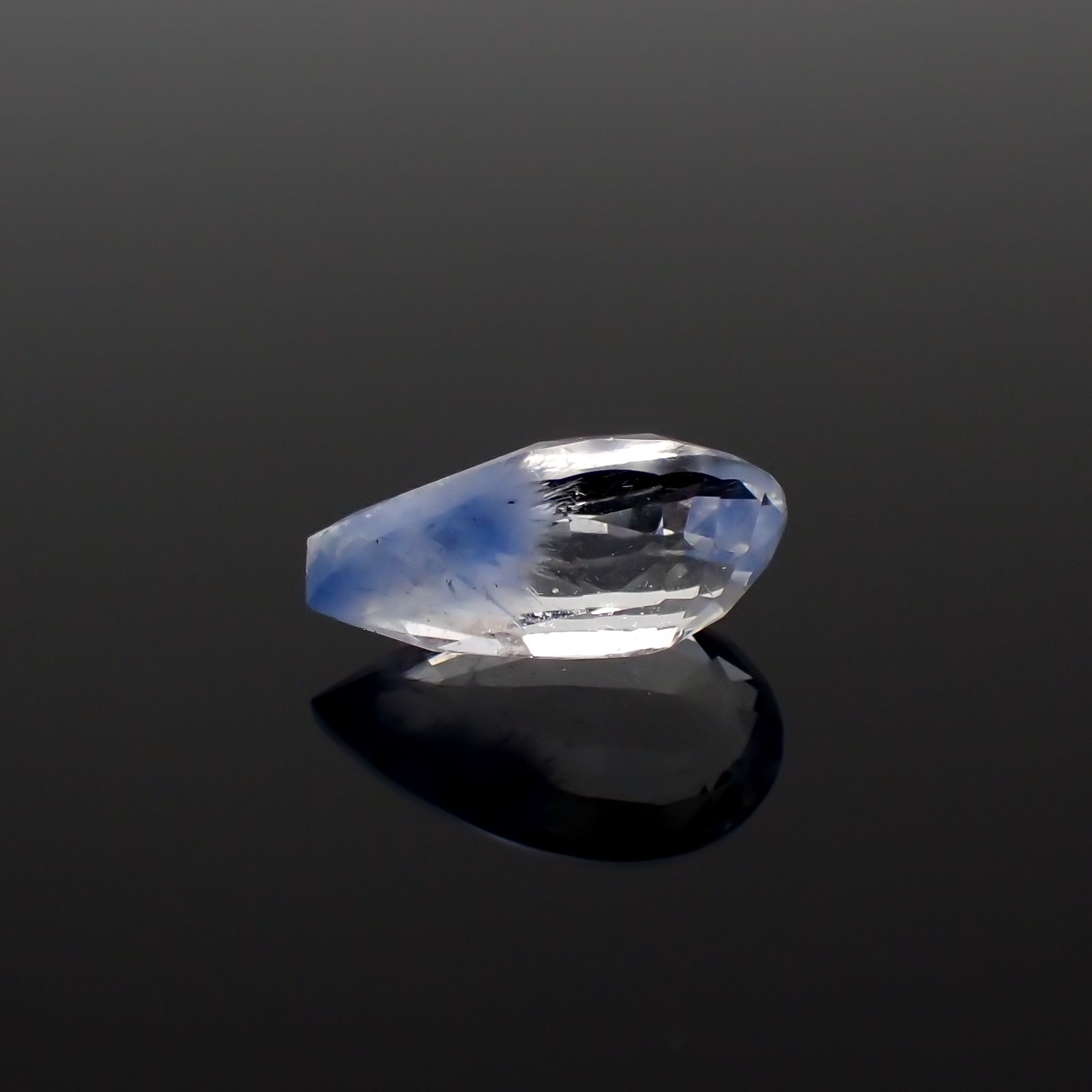 デュモルチェライトインクォーツ ブラジル産 1.50ct[231023583]10.2x6mm前後
