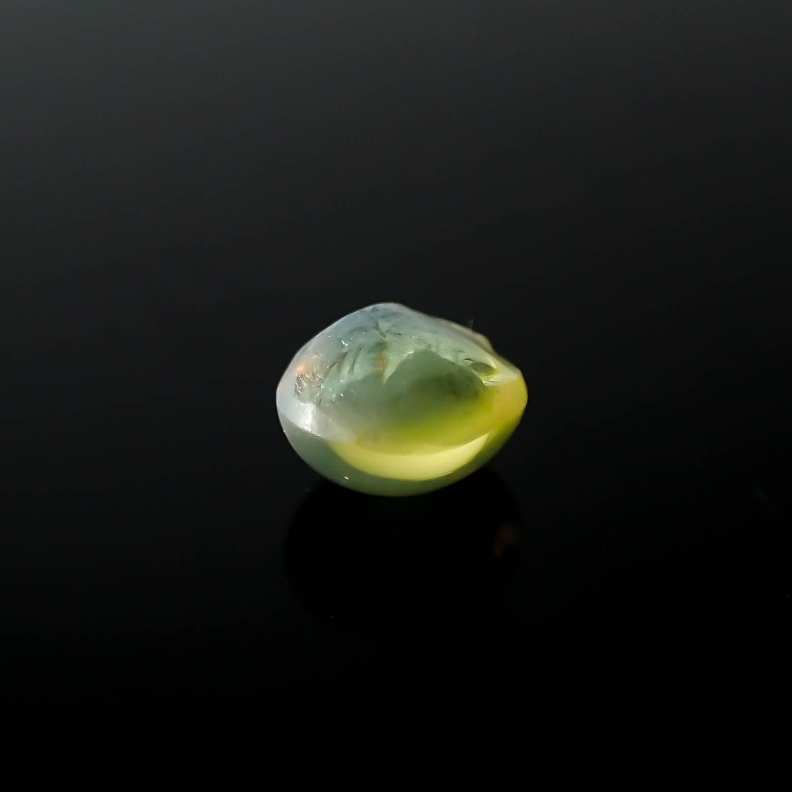 クリソベリルキャッツアイ(宝石名クリソベリル・キャッツアイ)スリランカ産 0.71ct 識別済[231225017]5x4.5mm前後