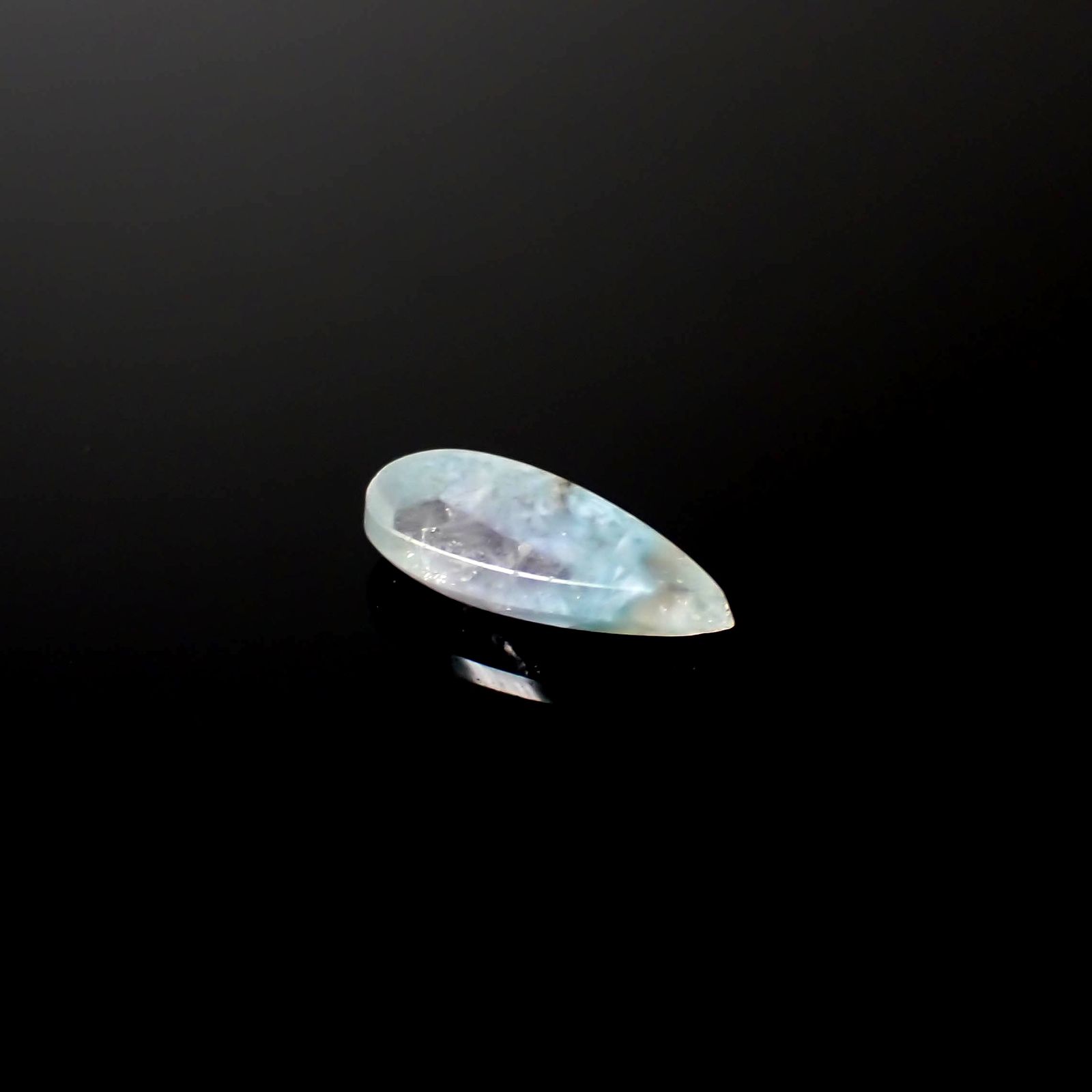 パライバクォーツ ブラジル産 2.40ct[240527404]15.1x6.4mm前後
