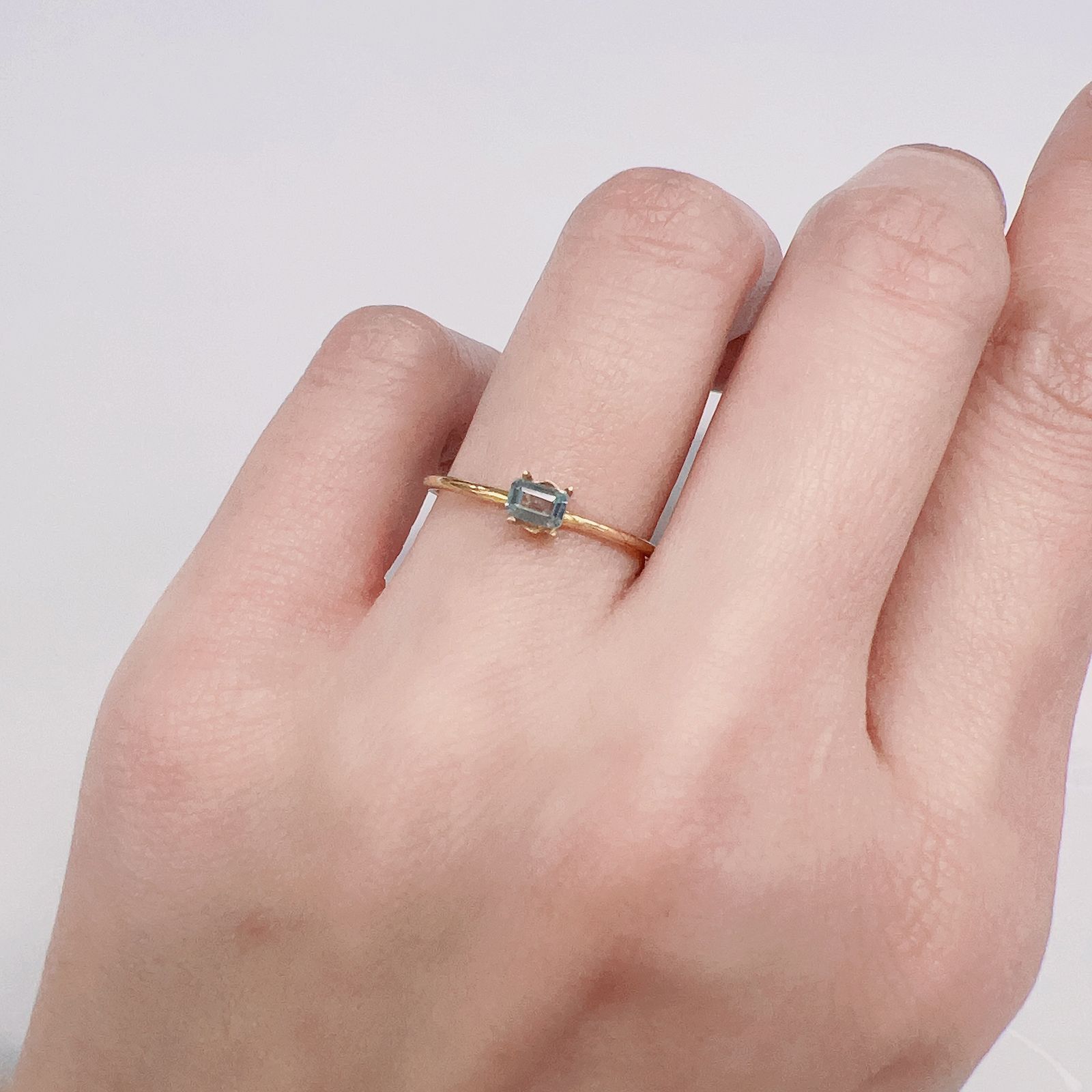 ブルーグリーンコーネルピン(宝石名コーネルピン)タンザニア産 0.14ct 識別済[240219230]3.5x2.3mm前後