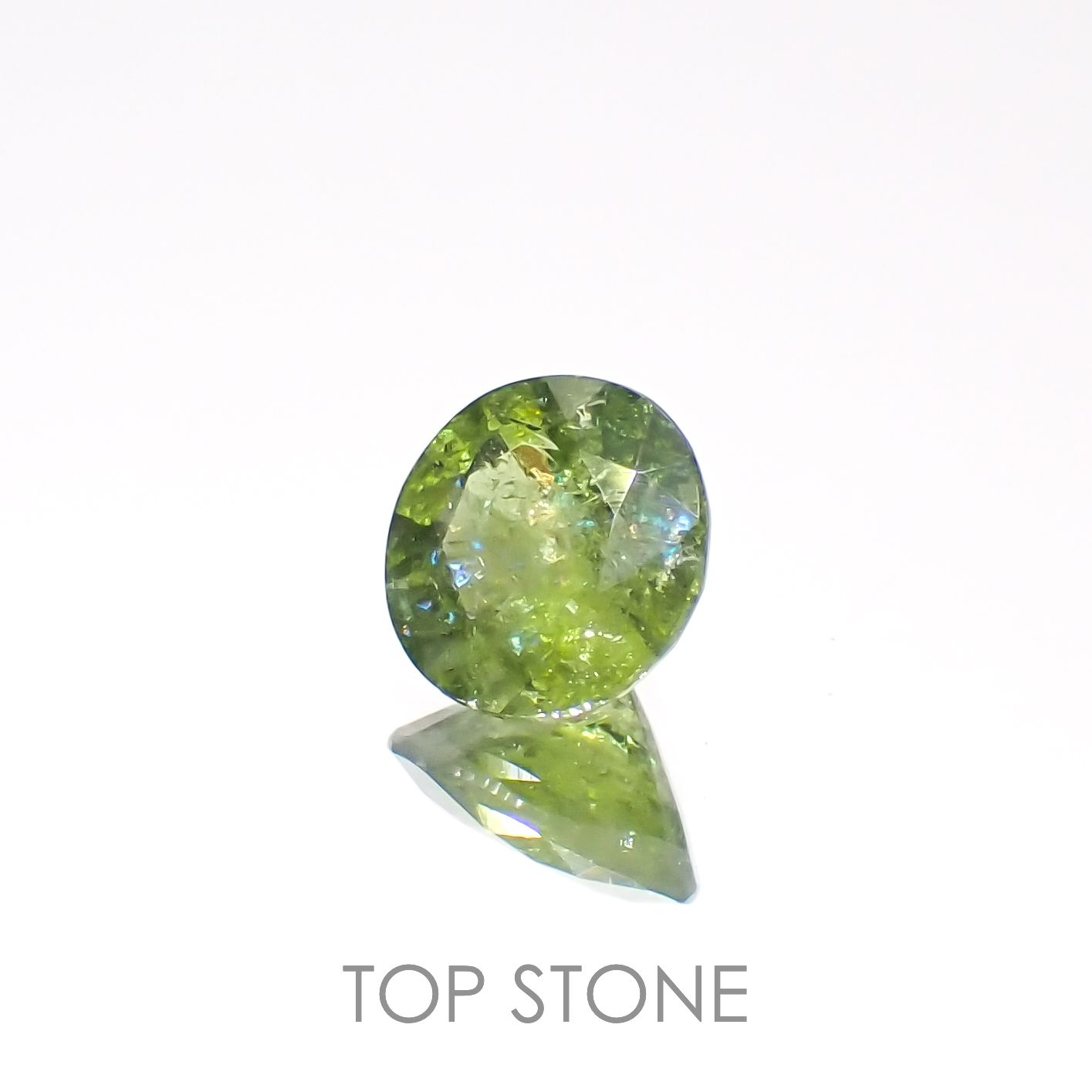 イリデッセンスクロムトルマリン(宝石名トルマリン)ケニア産 0.52ct 識別済[221119091]5.3x5.4mm前後