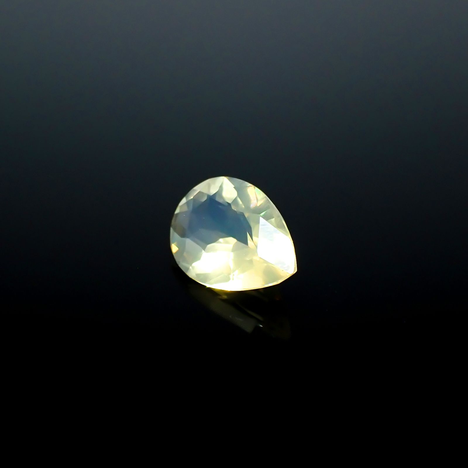 イエローオパール メキシコ産 1.20ct[240226195]10.1x7.1mm前後
