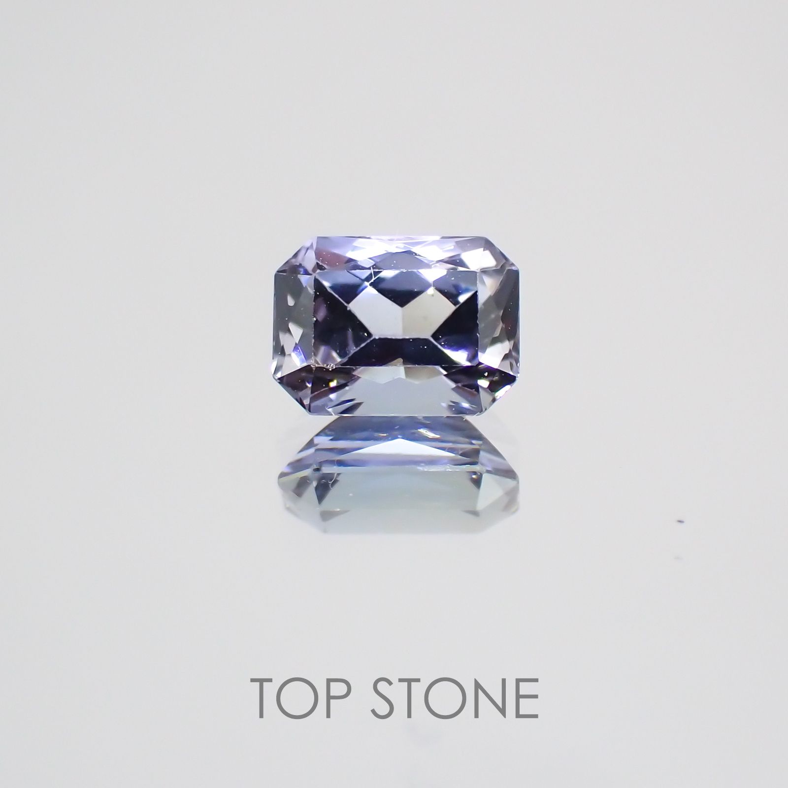 バイカラータンザナイト(ゾイサイト) タンザニア産 ルース 0.59ct[210310095]5.7×4.3mm前後