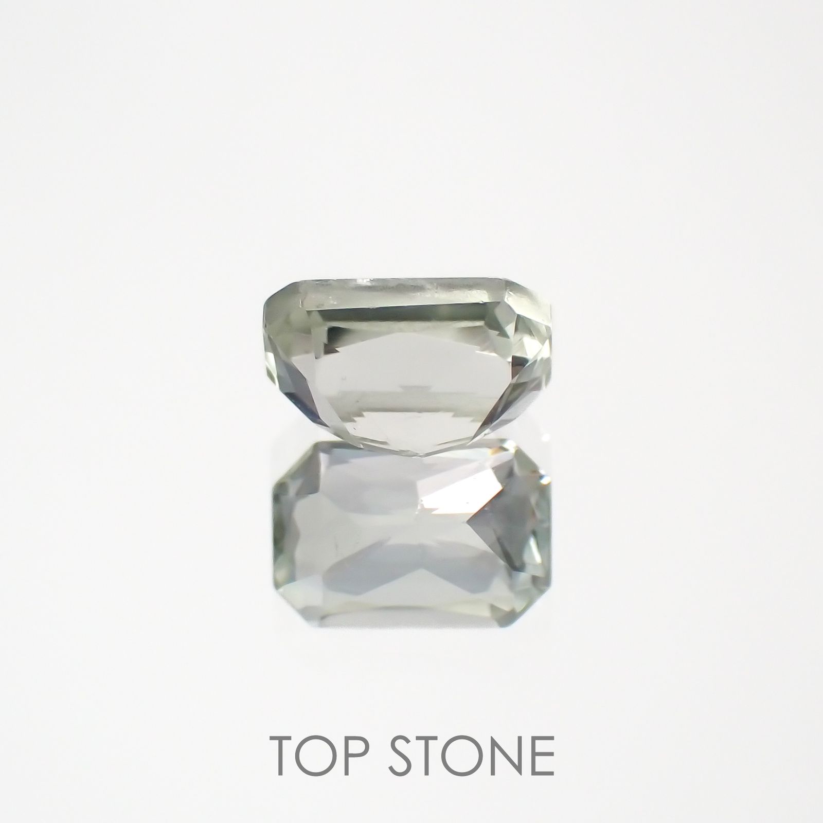 ヘルデライト(宝石名ヘルデライト)ブラジル産 0.35ct 識別済[221018663]4.8x3.2mm前後 | TOP STONE(トップストーン)