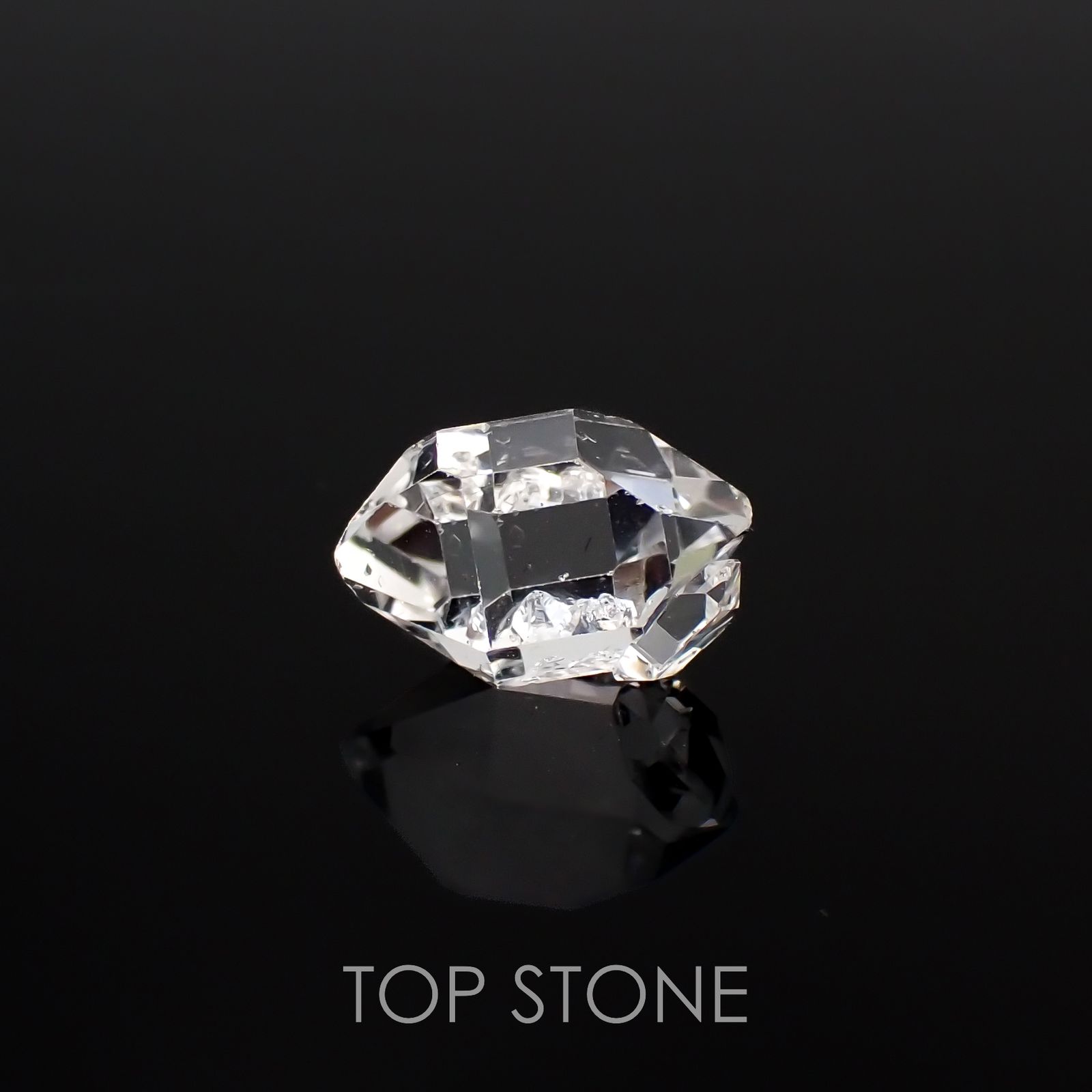 ハーキマーダイヤモンド 原石 アメリカ・ニューヨーク州産 2.36ct[221219427]10.2x7mm前後
