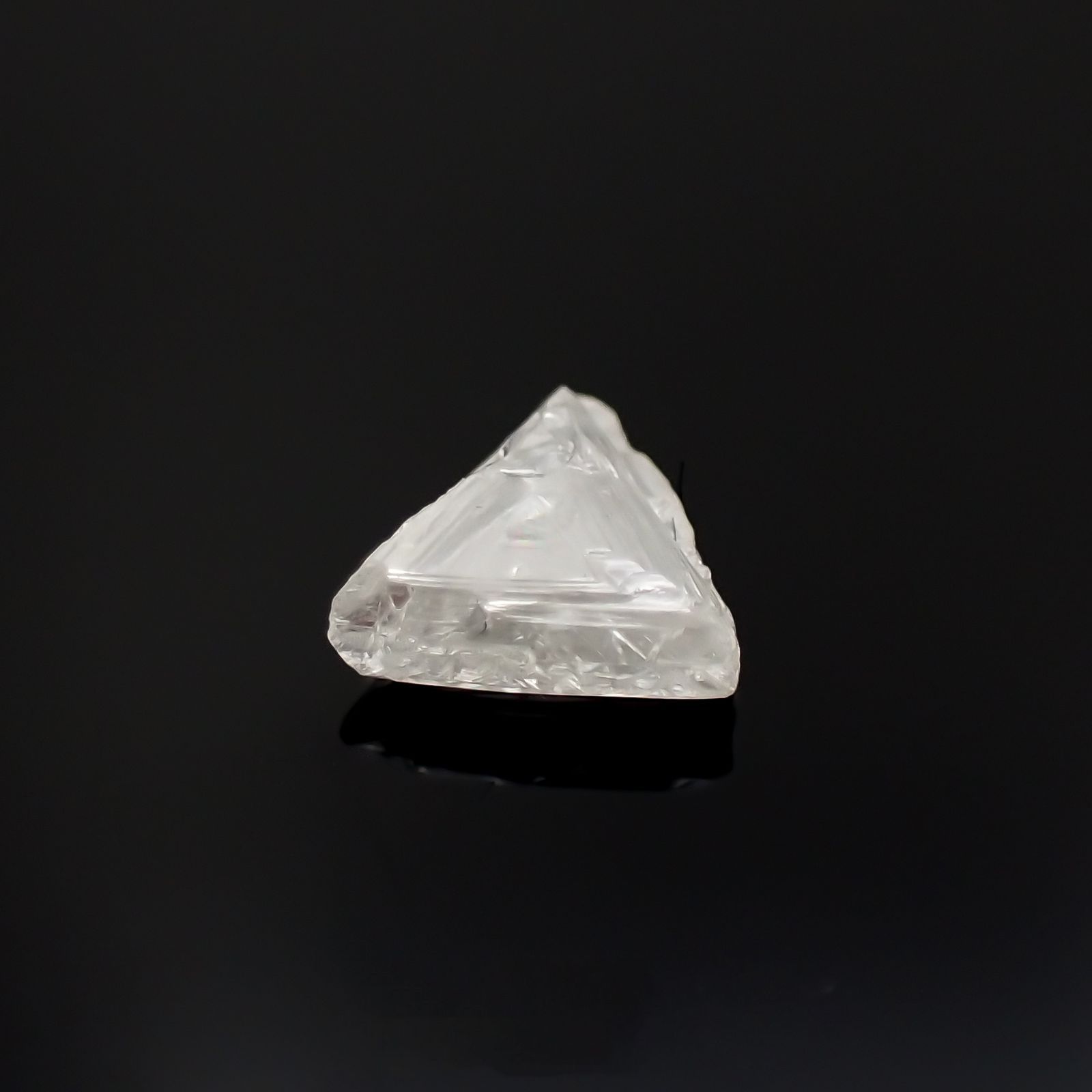 マクルダイヤモンド(宝石名ダイアモンド)カナダ産 0.42ct 識別済[221018864]4.8x5.4mm前後