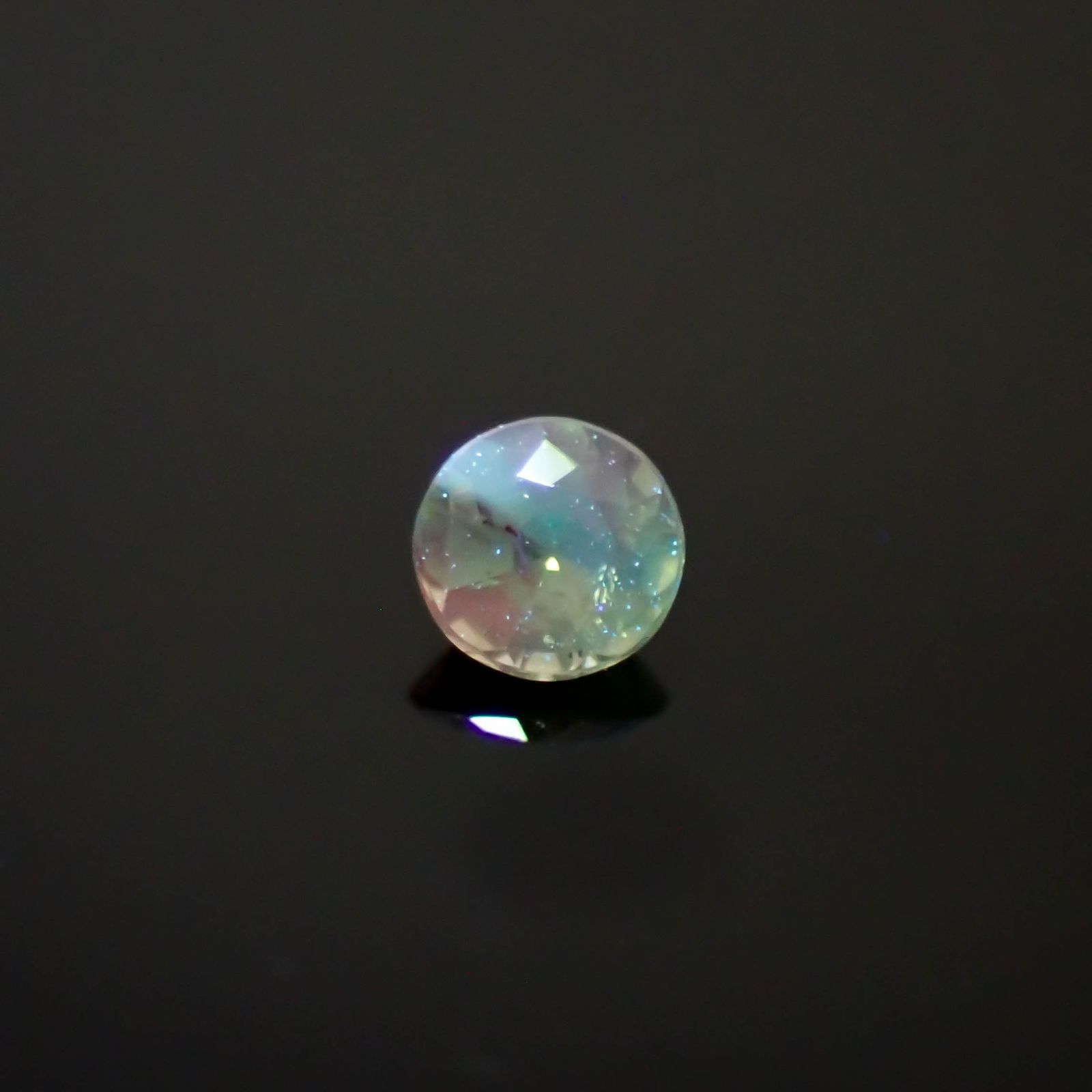 アレキサンドライト ブラジル産/EmeraldMains社製 0.046ct[240527620]2.3x2.3mm前後