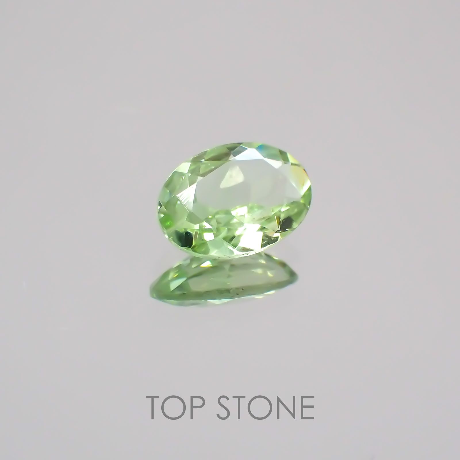 ミントガーネット タンザニア産 ルース 0.48ct[210610005]6.3×4.3mm前後
