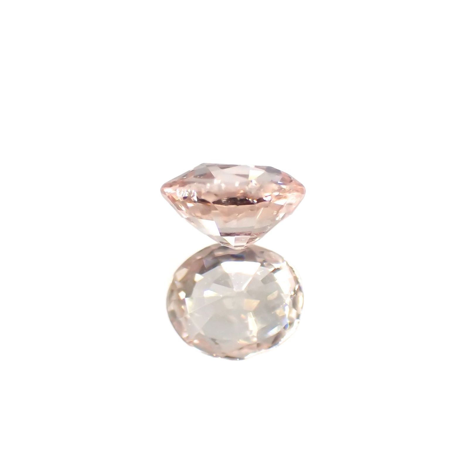 ピンクサファイア(宝石名ピンク・サファイア) マダガスカル/スリランカ産 識別済 0.51ct / 4.9x4.1mm前後 [210712557]