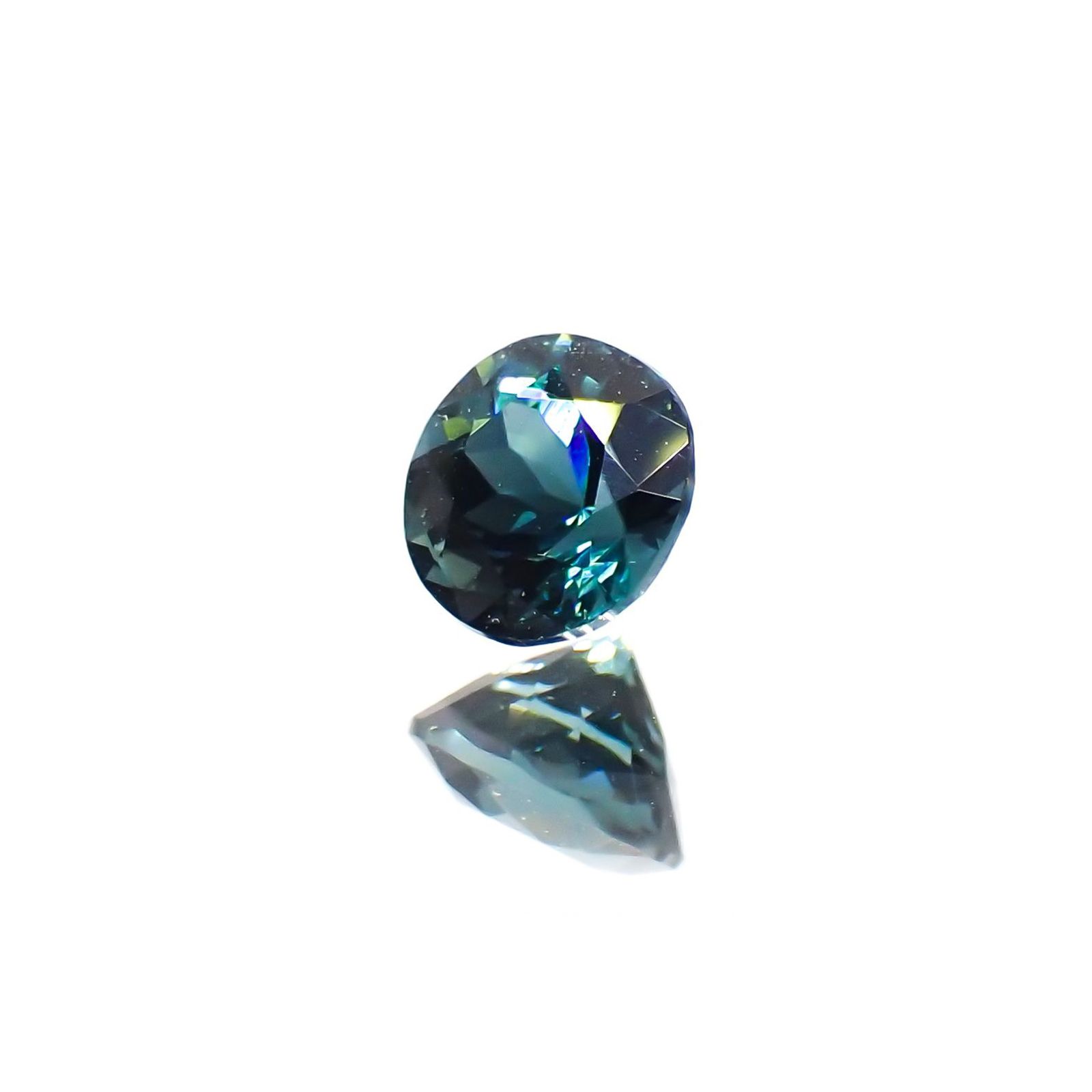 ブルートルマリン(宝石名トルマリン)アフガニスタン産 0.52ct 識別済[250515845]4.8x4.7mm前後