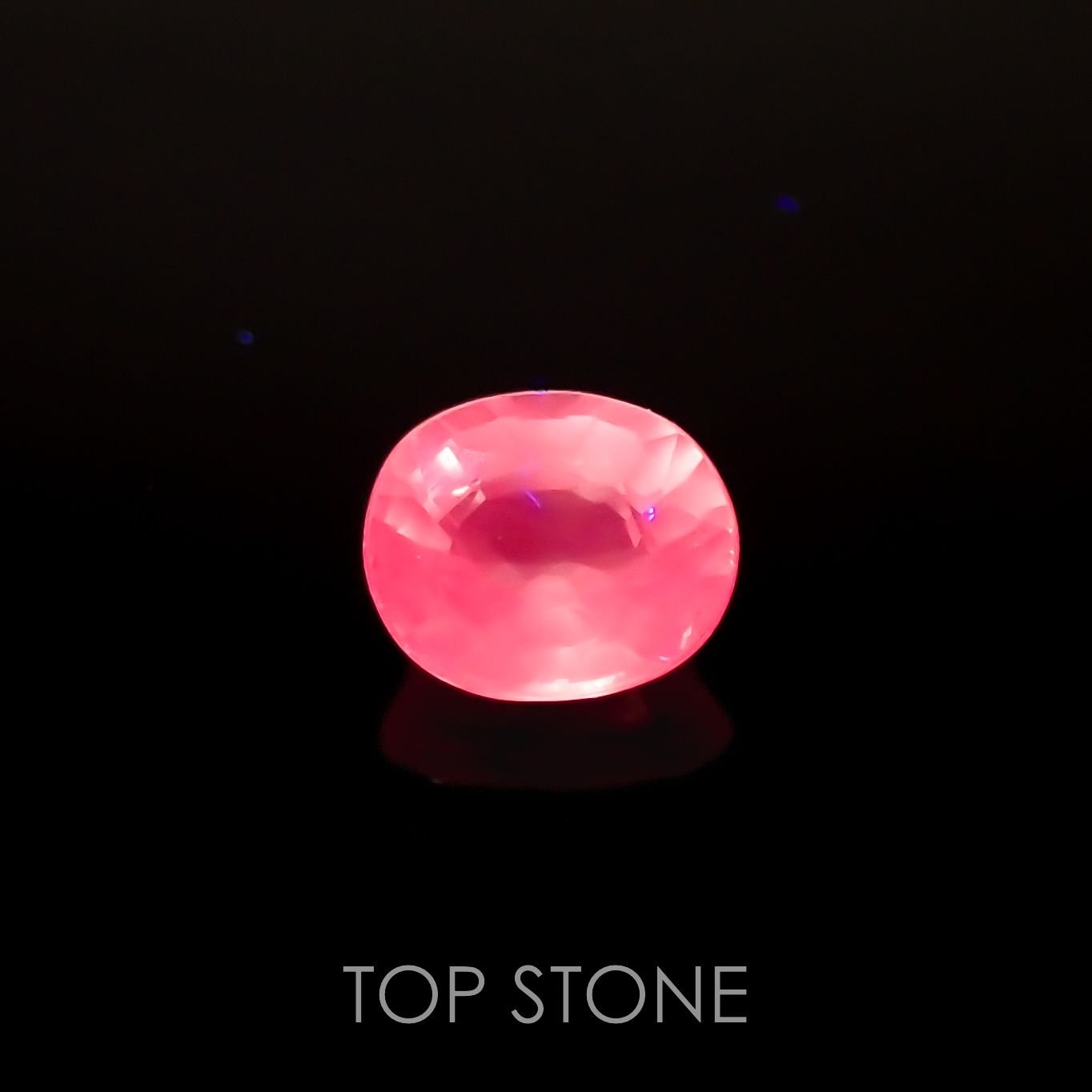 シルキーピンクスピネル(宝石名ピンク・スピネル)タンザニア産 0.78ct 識別済[230120250]5.9x4.9mm前後