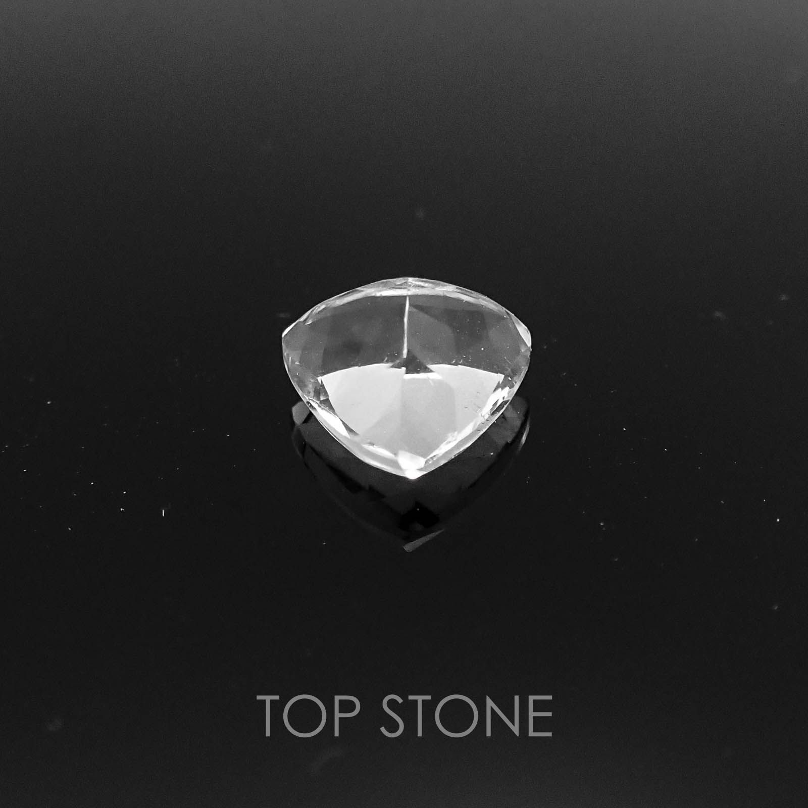 ハイアライトオパール メキシコ産 ルース 1.37ct[20073799]8.2×8.2mm前後