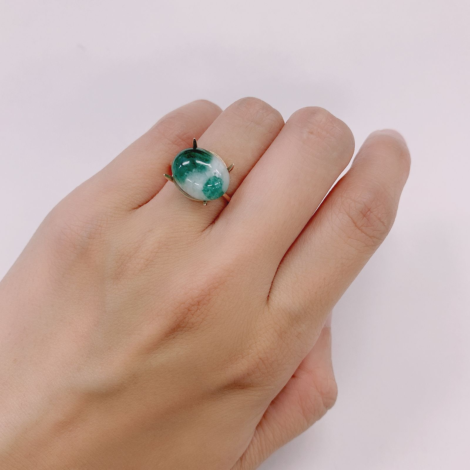 マトリックスエメラルド(エメラルドインクォーツ/フェルドスパー) ブラジル産 5.54ct[210812265]13.1×10.1mm前後