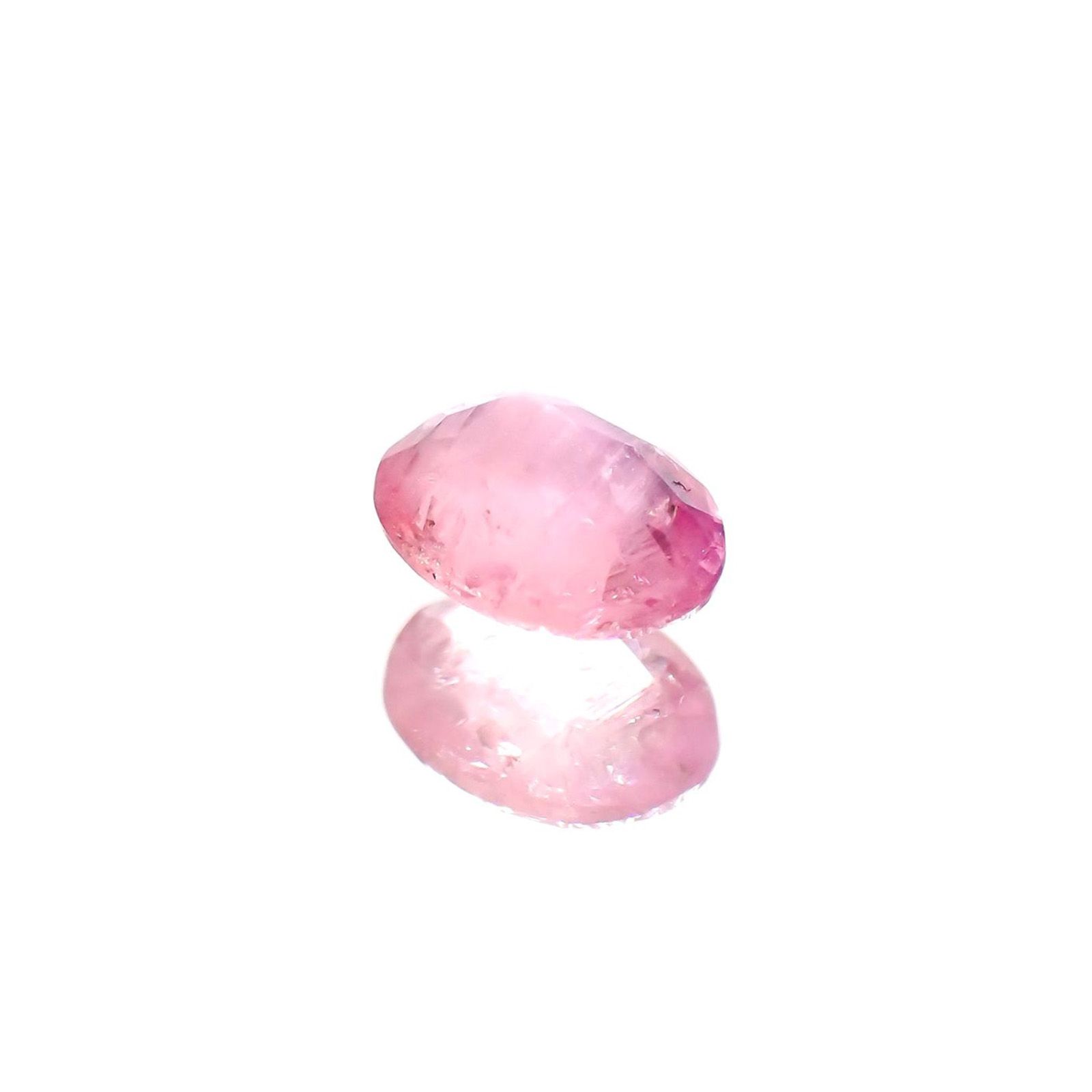 ペツォッタイト(宝石名ペツォッタイト)マダガスカル産 ソ付(彩珠) 0.349ct / 5x3.8mm前後 [260814341]