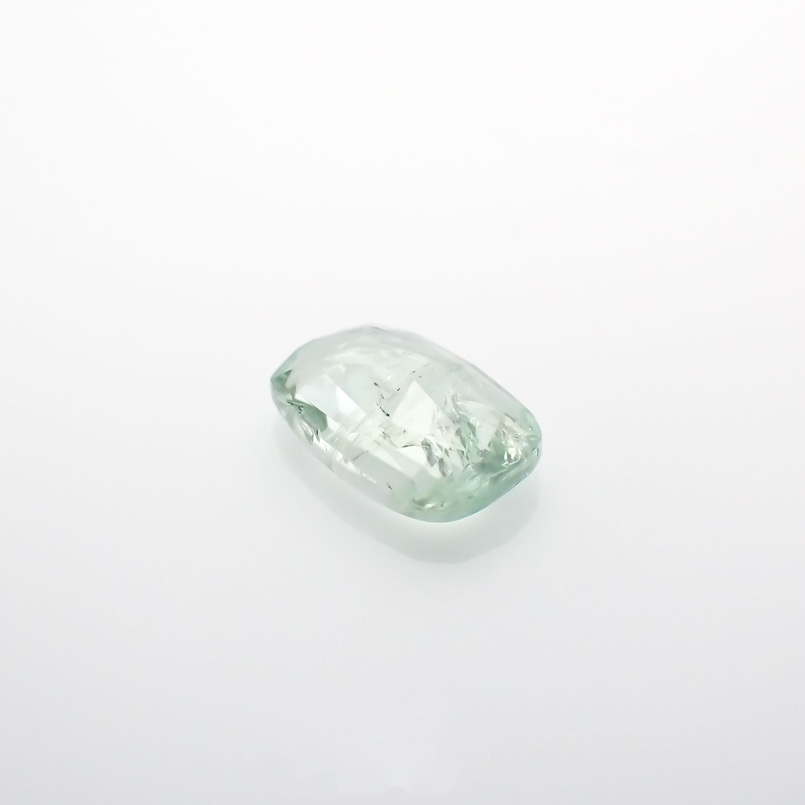 ◇ローズカット◇バナジウムコーネルピン(宝石名コーネルピン)タンザニア・タンガ州産 0.82ct 識別済[220115555]7.2x4.5mm前後