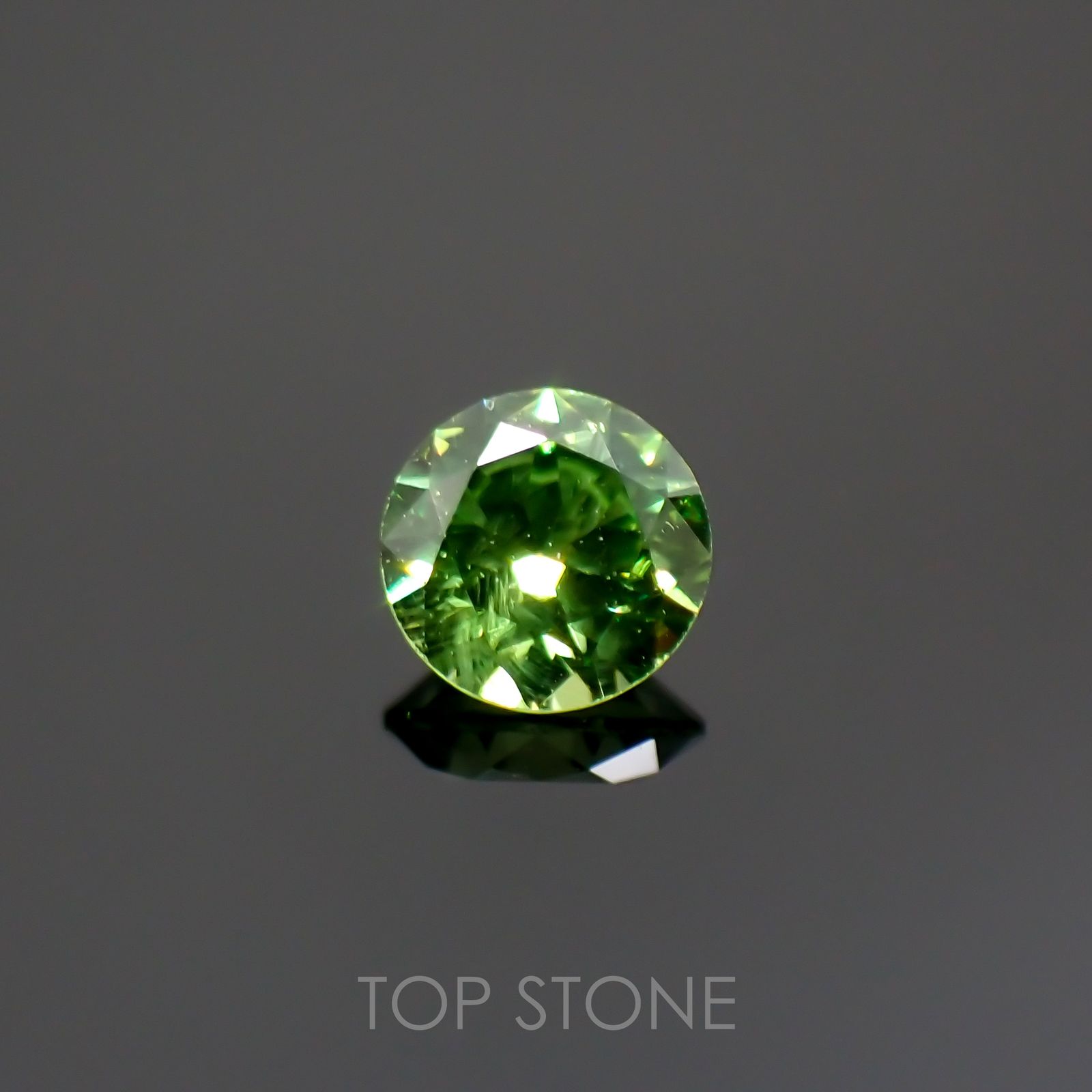 デマントイドガーネット(宝石名デマントイド・ガーネット)ロシア産 0.12ct 識別済[220616480]2.9x2.9mm前後