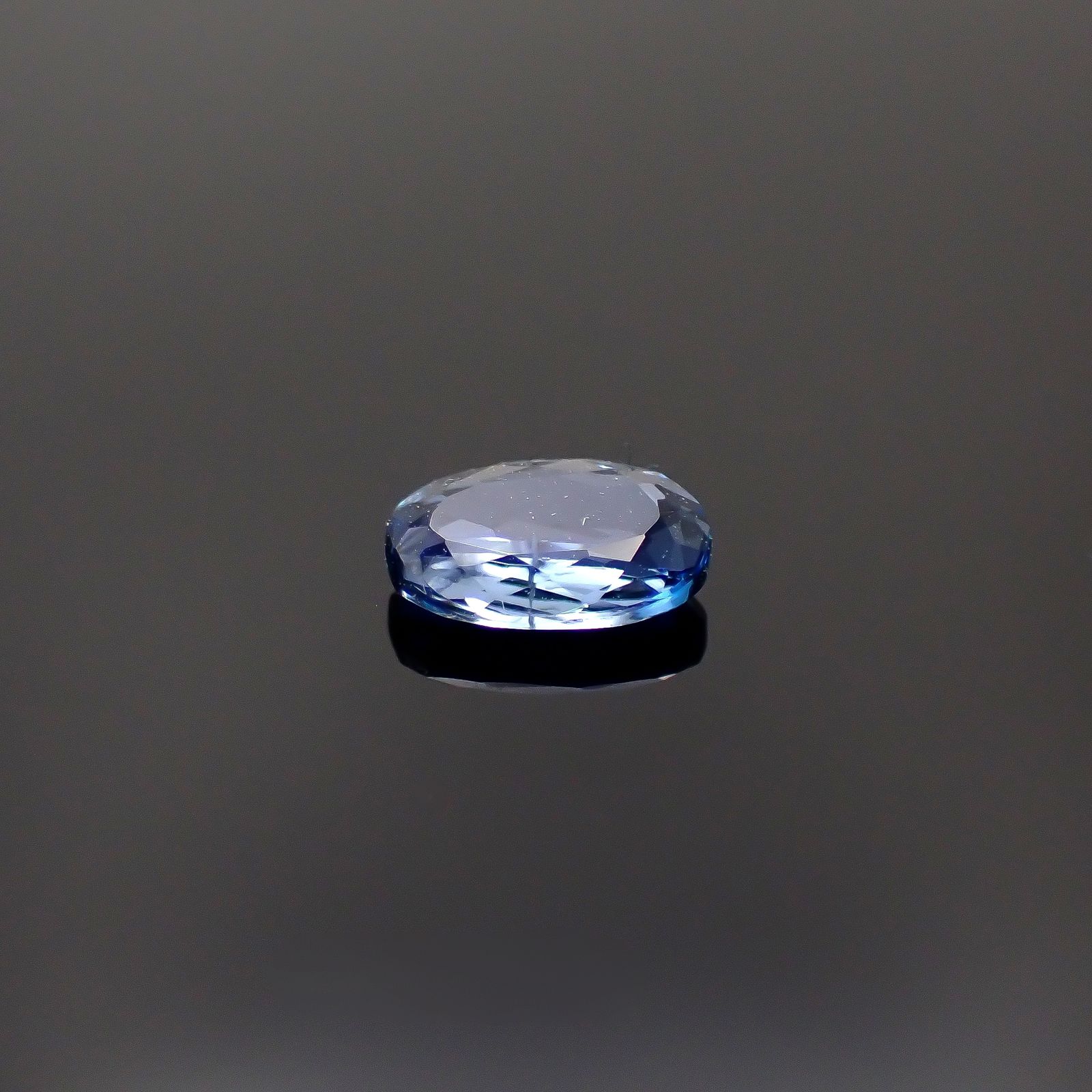 タトゥーアクアマリン ブラジル・ミナスジェライス州タトゥー鉱山産 0.44ct[240427178]6.4x4.1mm前後