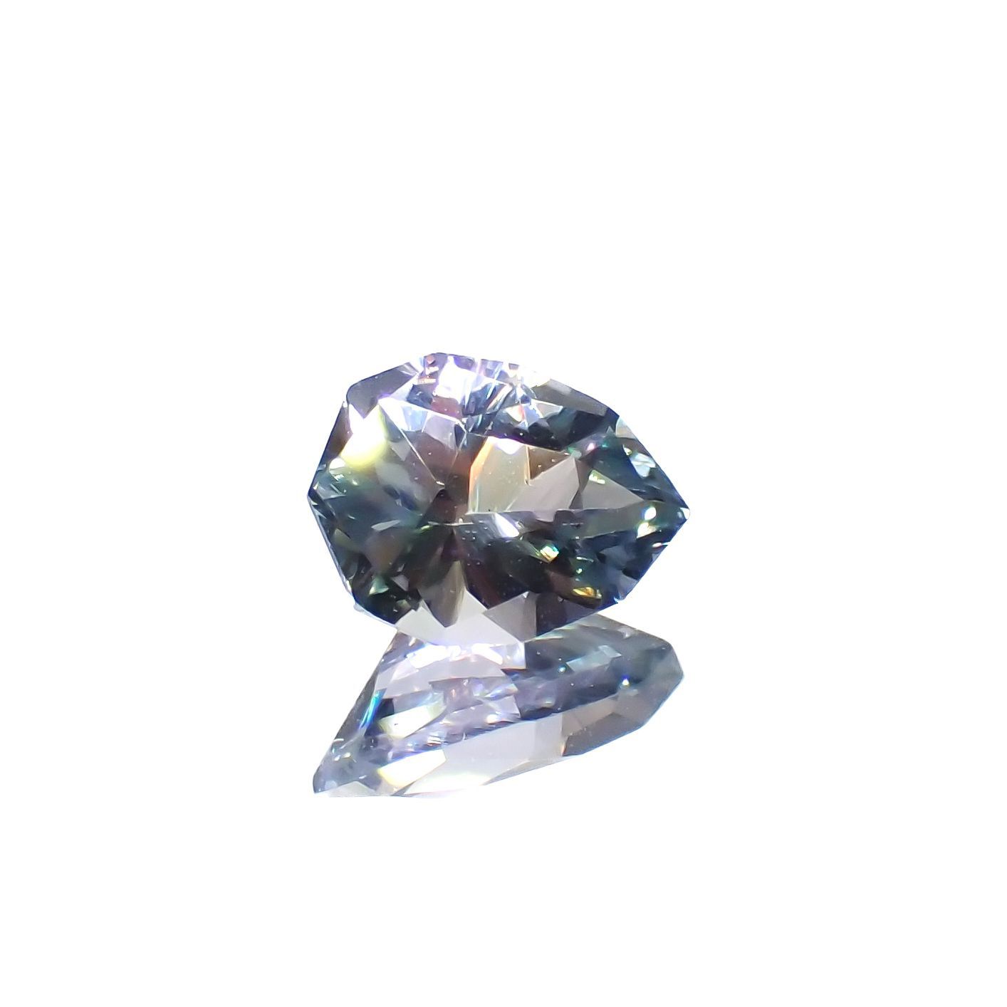 ◇カスタムカット◇バイカラータンザナイト 非加熱(宝石名ゾイサイト)タンザニア産 0.72ct 識別済[221118968]6.8x5.1mm前後