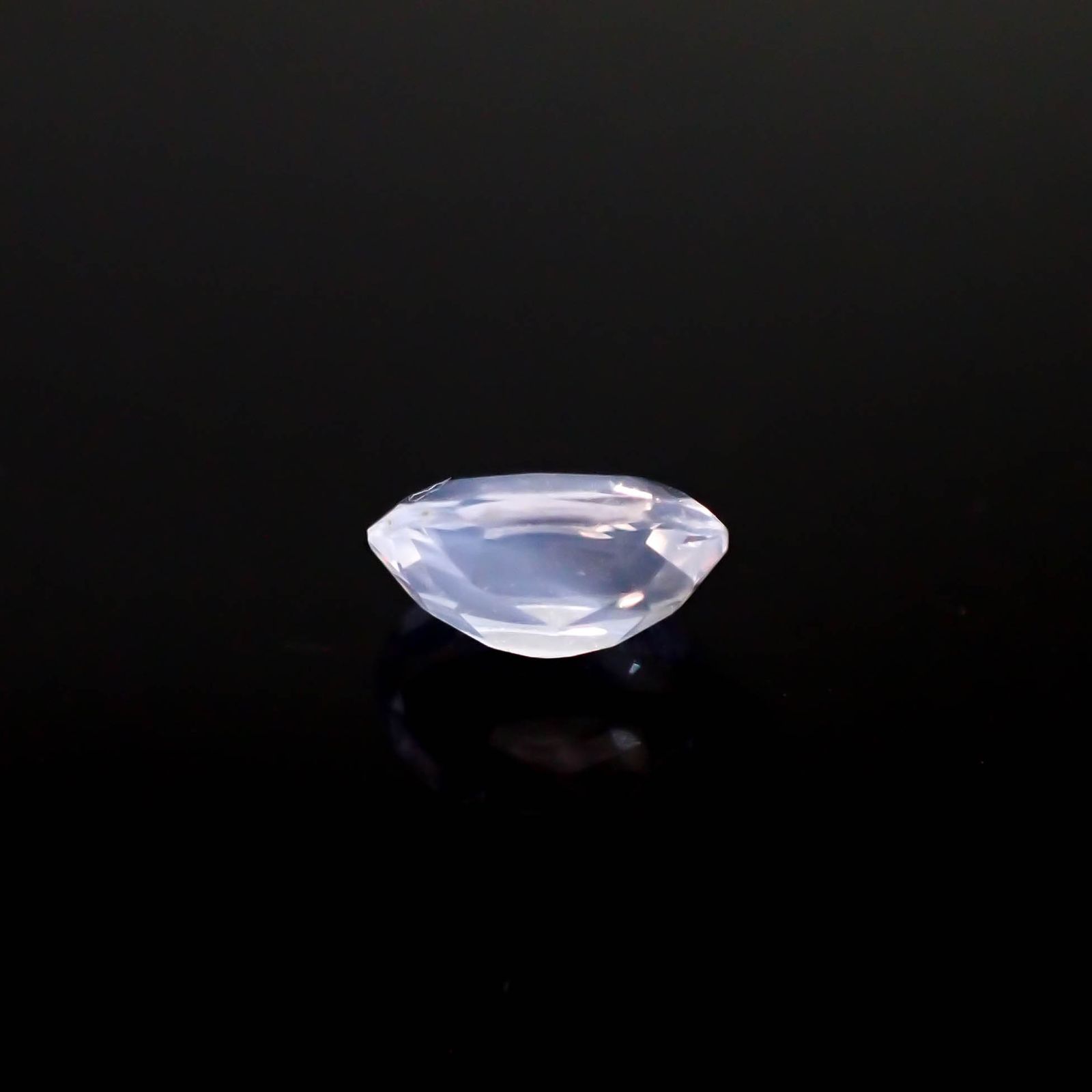 ムーンストーン(宝石名オーソクレース)インド/スリランカ産 0.70ct 識別済[240527737]7x5mm前後