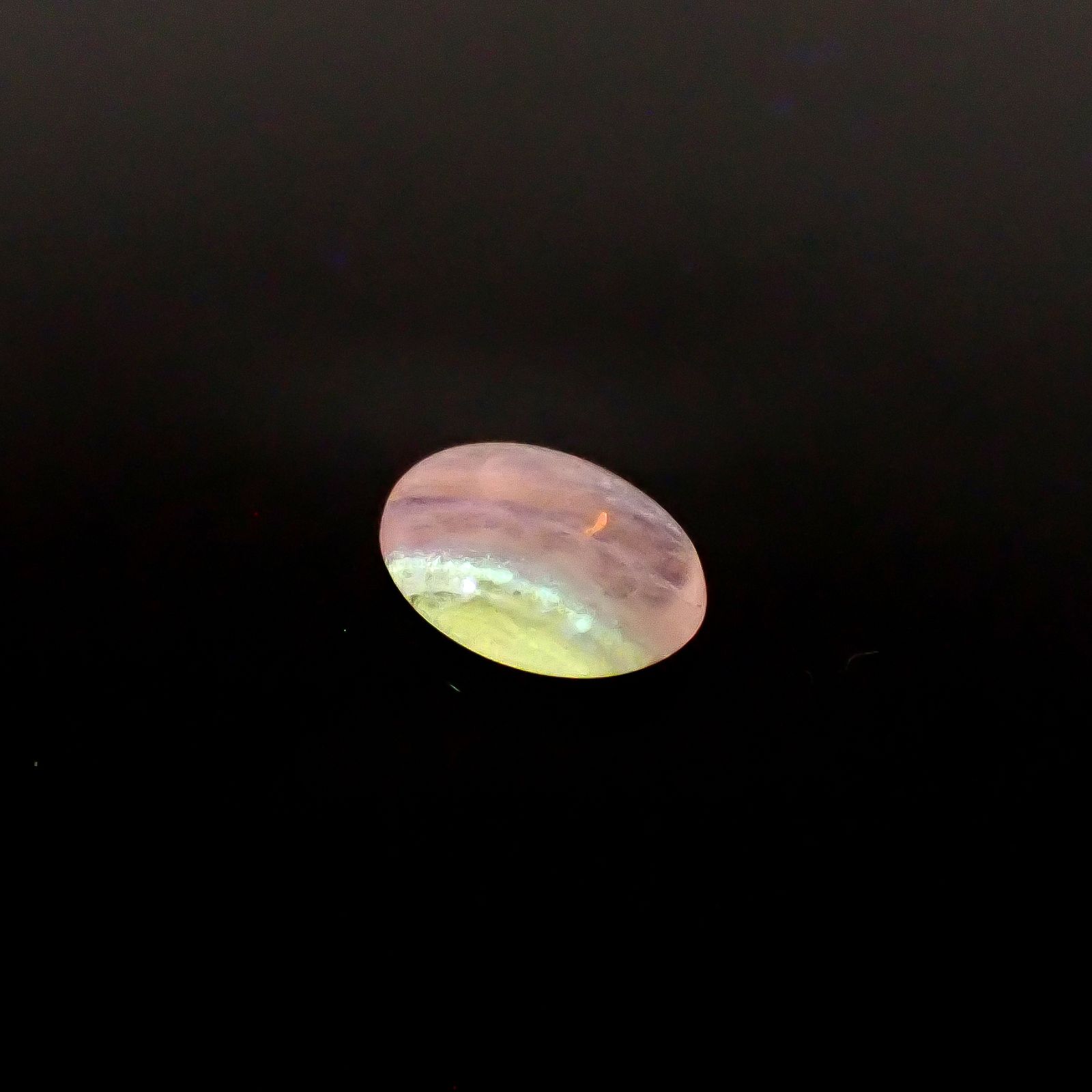 北海道石(北海道オパール) 北海道河東郡鹿追町然別産 1.59ct [250530392]10.8x8.1mm前後