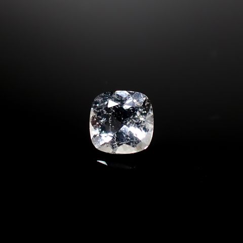 テネブレッセンススキャポライト アフガニスタン産 0.49ct[240928922]5.1x5mm前後