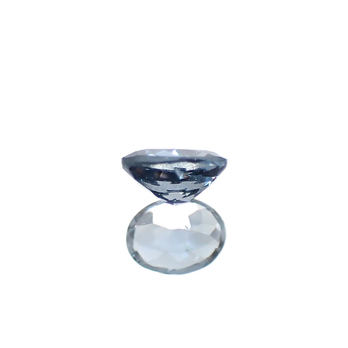 ベキリーブルーガーネット（カラーチェンジガーネット アレキタイプ） マダガスカル・ベキリー産 0.20ct [241229616]3.9x3mm前後