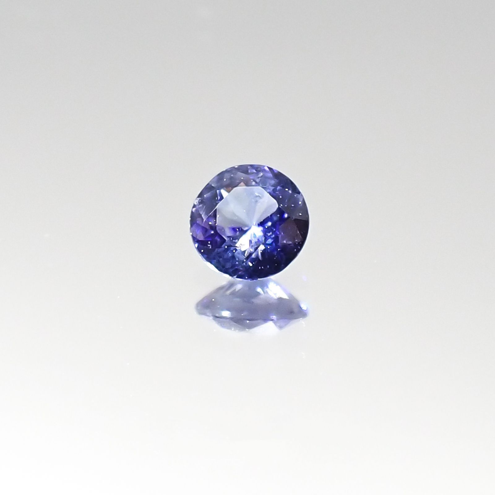 ベニトアイト アメリカ産 ルース 0.141ct[20095844]3.3×3.2mm前後
