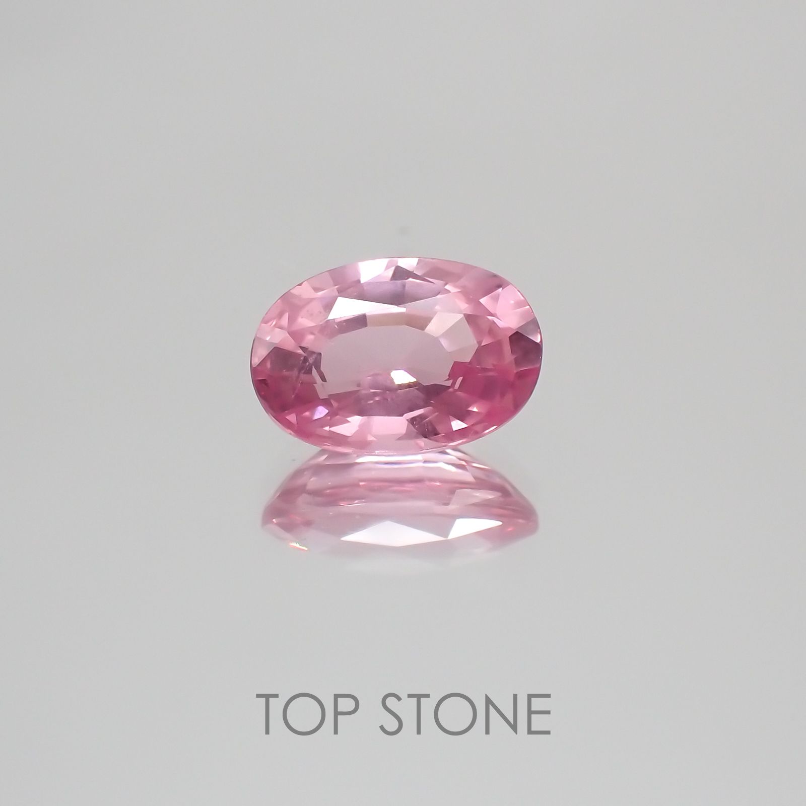 ピンクスピネル タンザニア産 ルース 1.32ct[20062982]7.9×5.4mm前後
