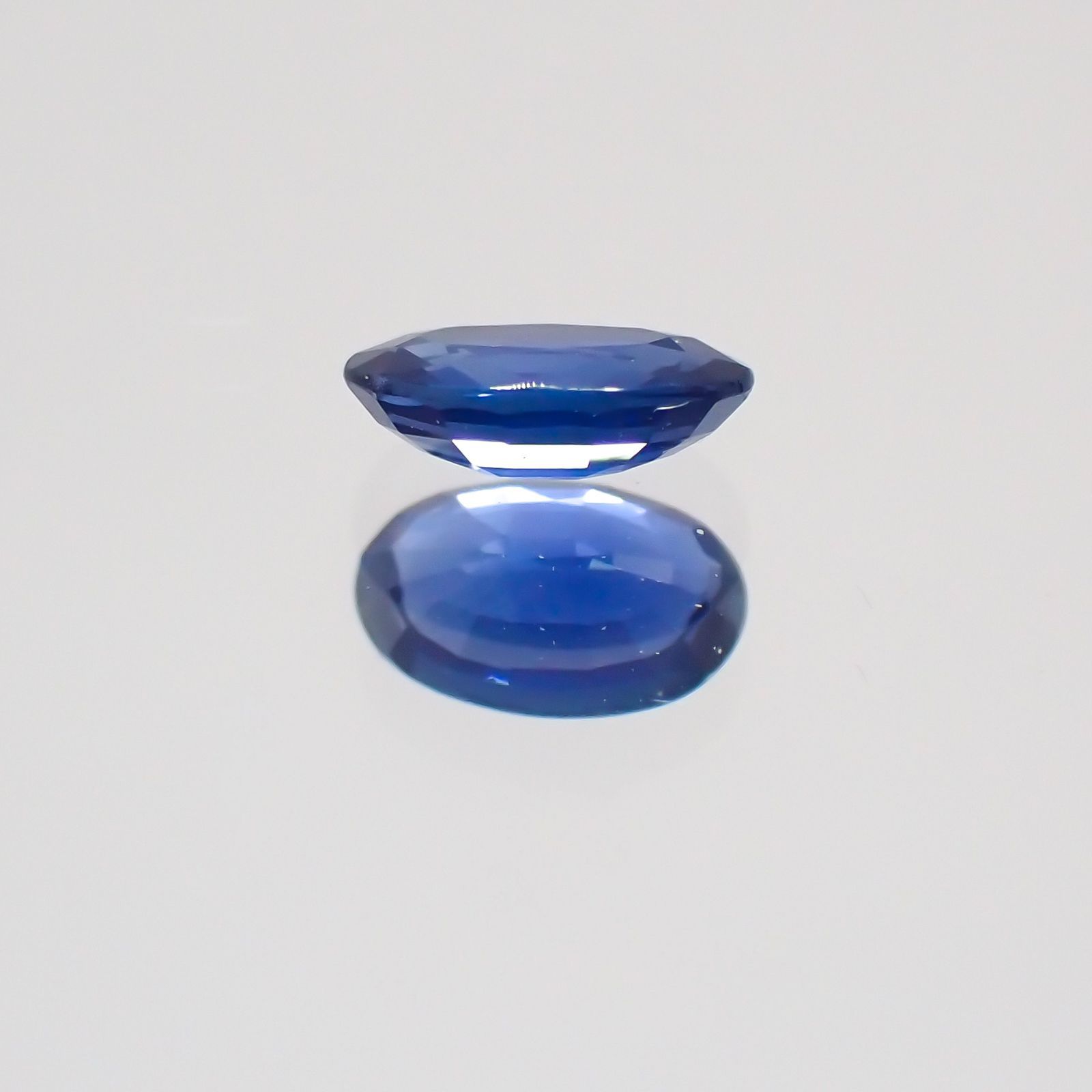 サファイア マダガスカル・スリランカ産 ルース 0.23ct[20128706]4.8×3mm前後
