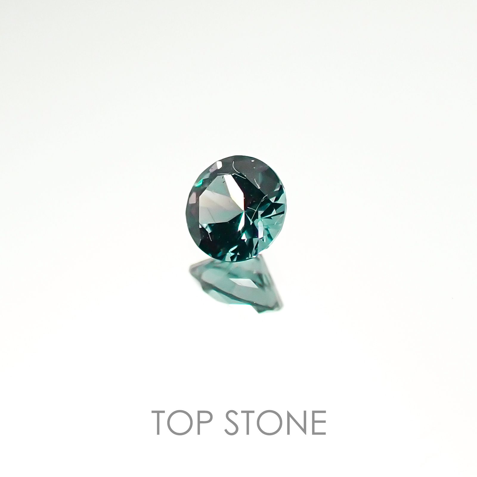カラーチェンジガーネット(アレキタイプ) マダガスカル・ベキリー産 ルース 0.159ct[20106623]3.3×3.3mm前後