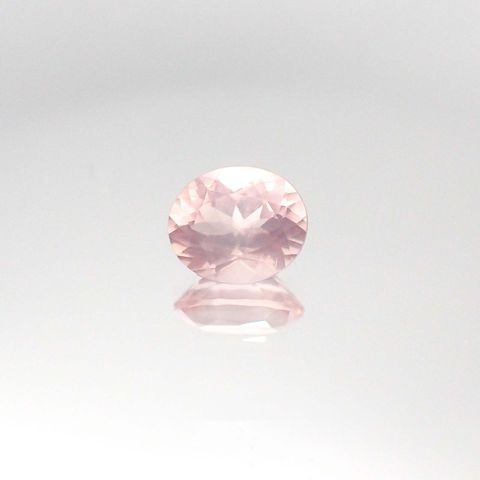 ディープローズクォーツ(宝石名ローズ・クォーツ)モザンビーク産 1.19ct 識別済[230722934]7.6x6.4mm前後