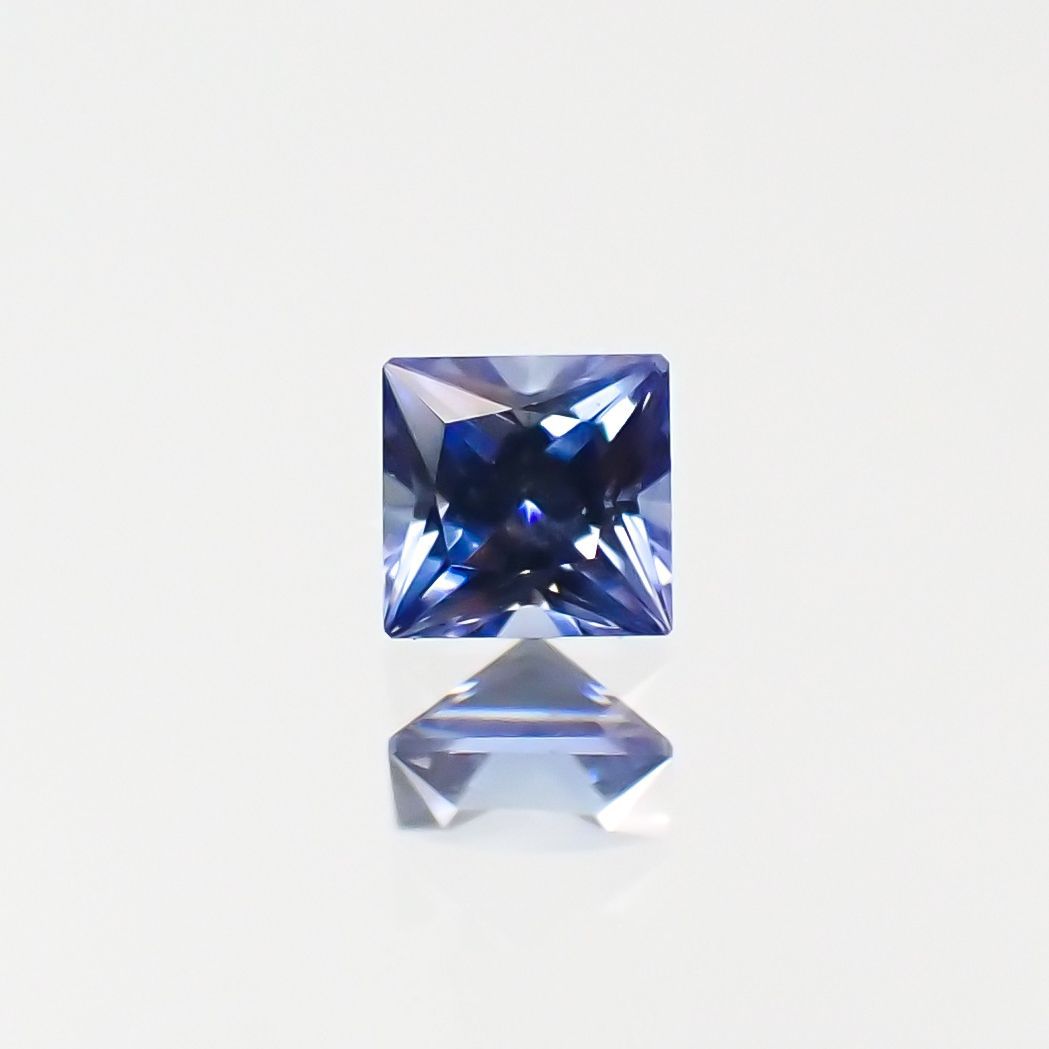 ◇プリンセスカット◇ベニトアイト アメリカ・カリフォルニア州産 0.085ct[221118978]2.4x2.3mm前後