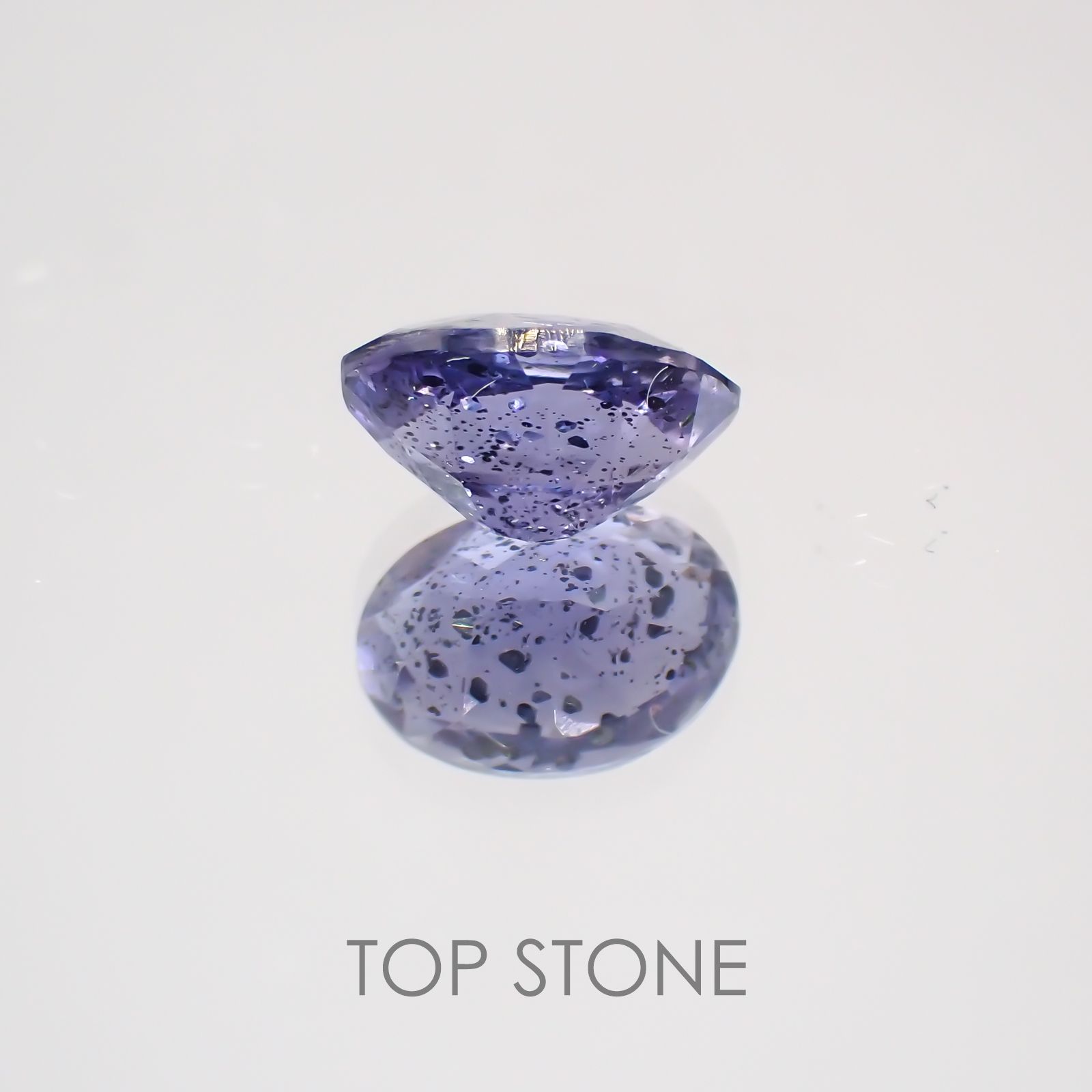 アイオライトサンストーン インド・ブラジル産 ルース 0.67ct[21018917]6.7×4.9mm前後