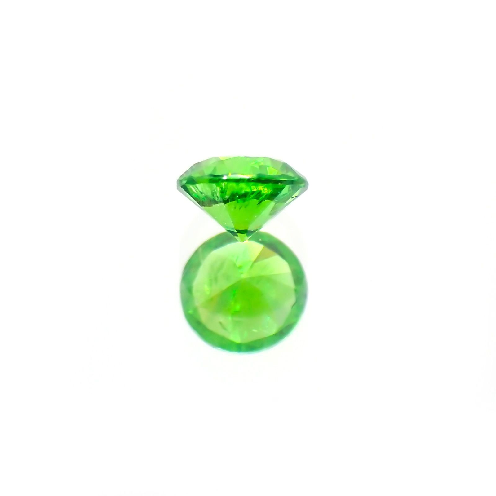 デマントイドガーネット(宝石名デマントイド・ガーネット)  ロシア産 0.139ct ソ付(彩珠)[210410509]3×3mm前後