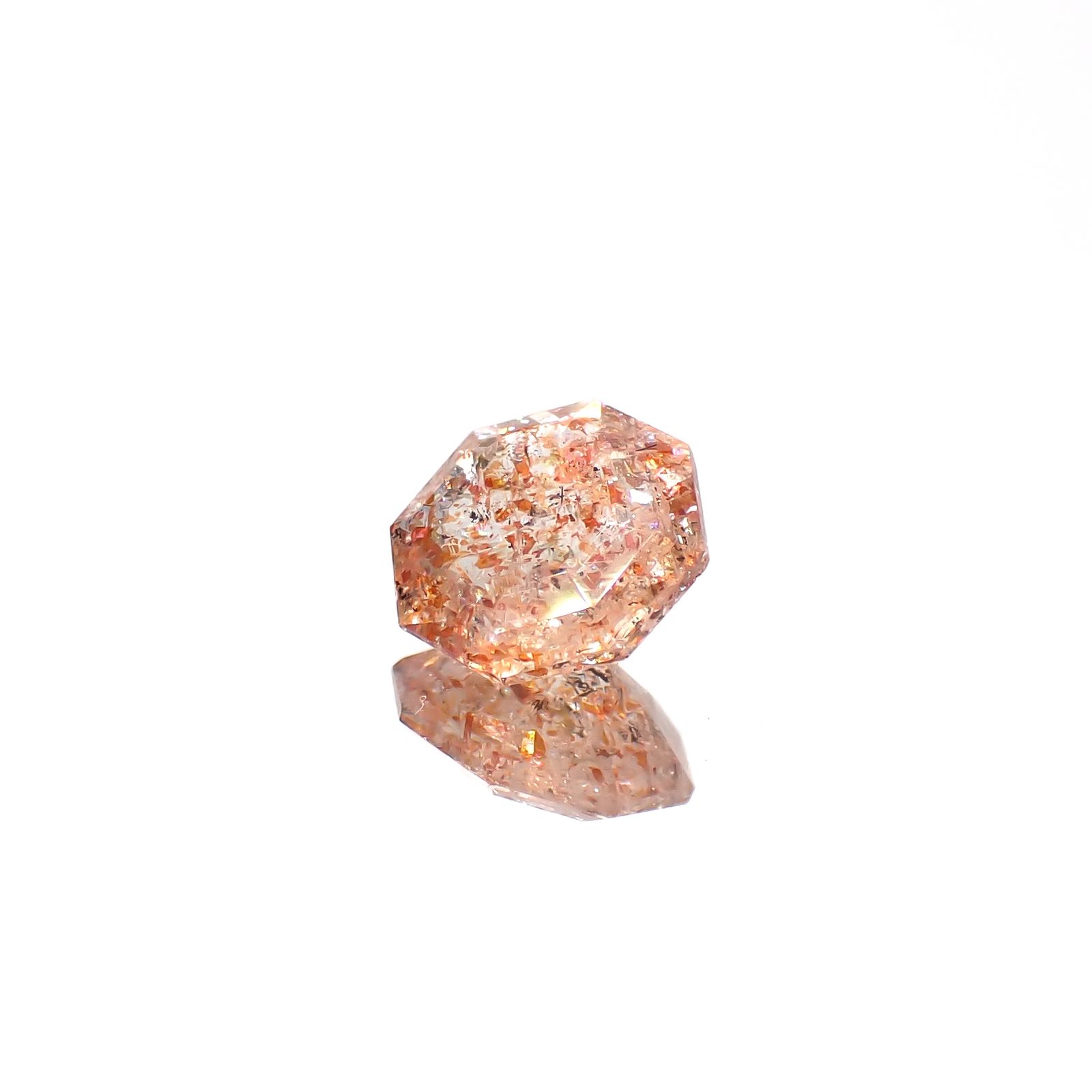 ◇オクタゴンカット◇イリュージョンサンストーン タンザニア産 0.79ct[240628264]6.4x6.4mm前後