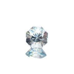◇オクタゴンカット◇アイスブルージルコン(宝石名ジルコン)カンボジア産 0.77ct 識別済[220716829]4.8x4.8mm前後