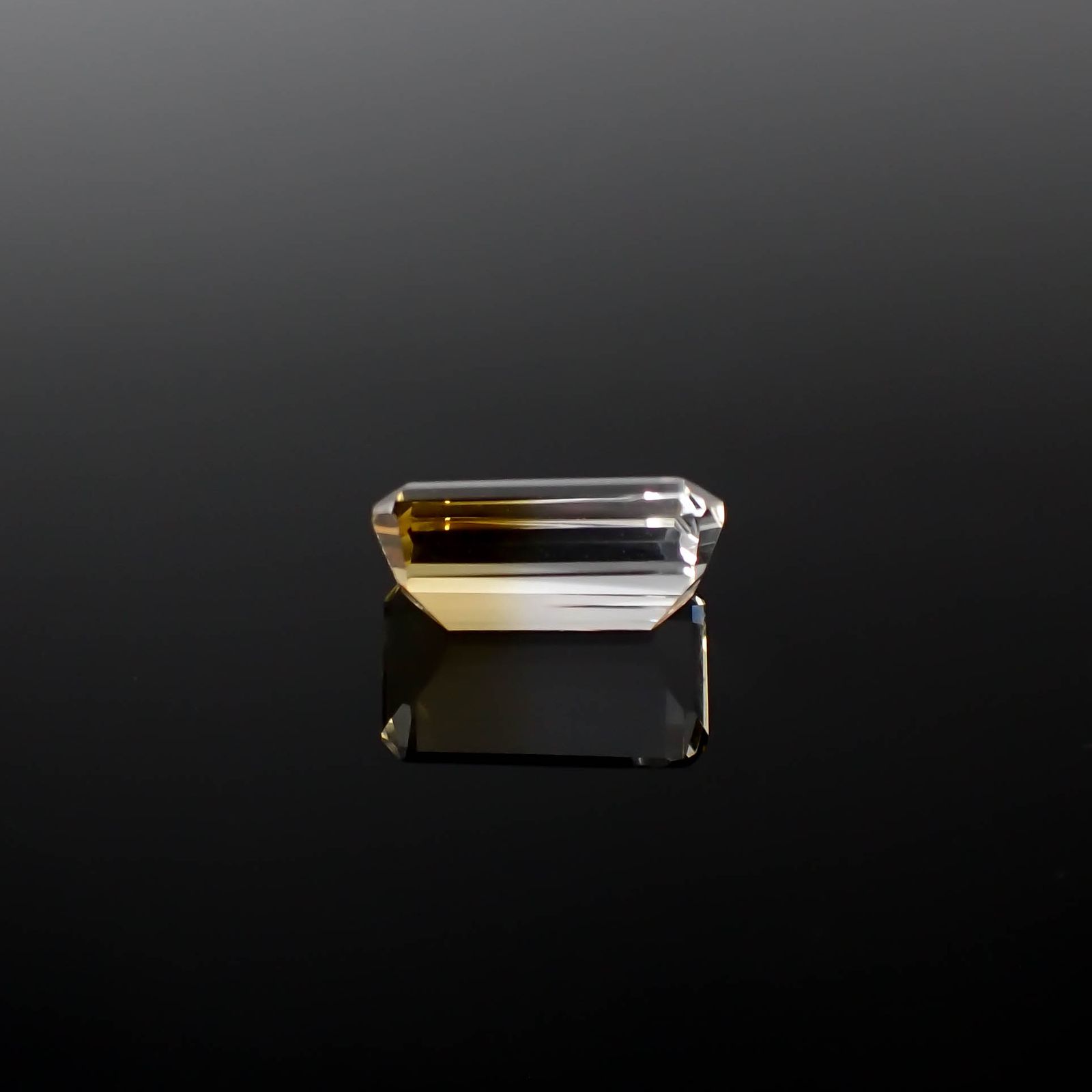 バイカラーシトリン ブラジル・ミナスジェライス州産 5.68ct[240326458]13.9x8.2mm前後