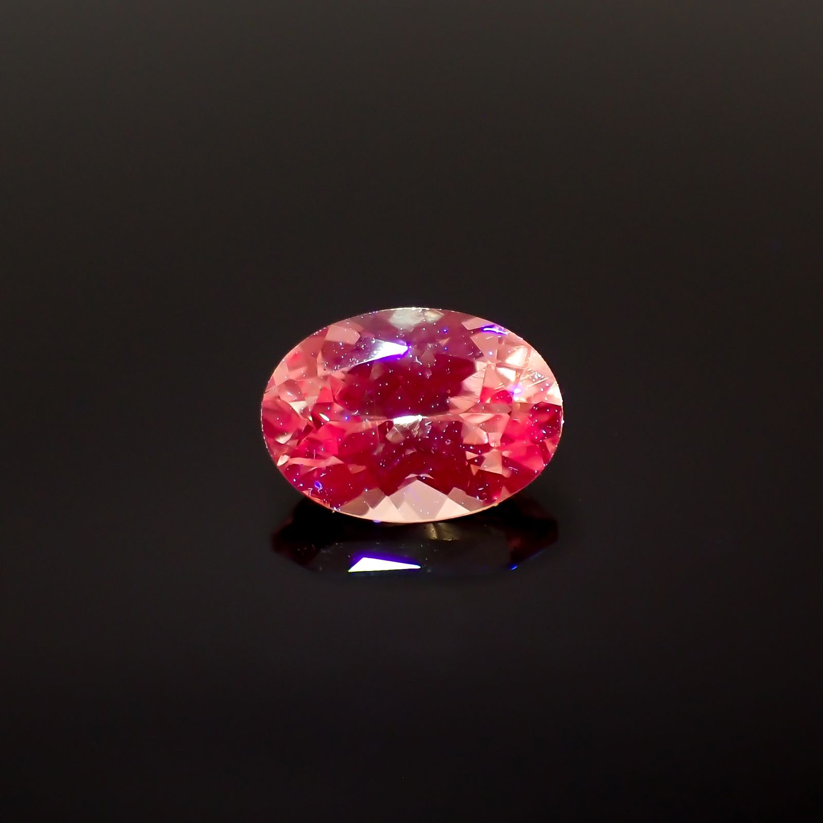 ドラゴンガーネット タンザニア産 0.95ct[230923311]7x5mm前後