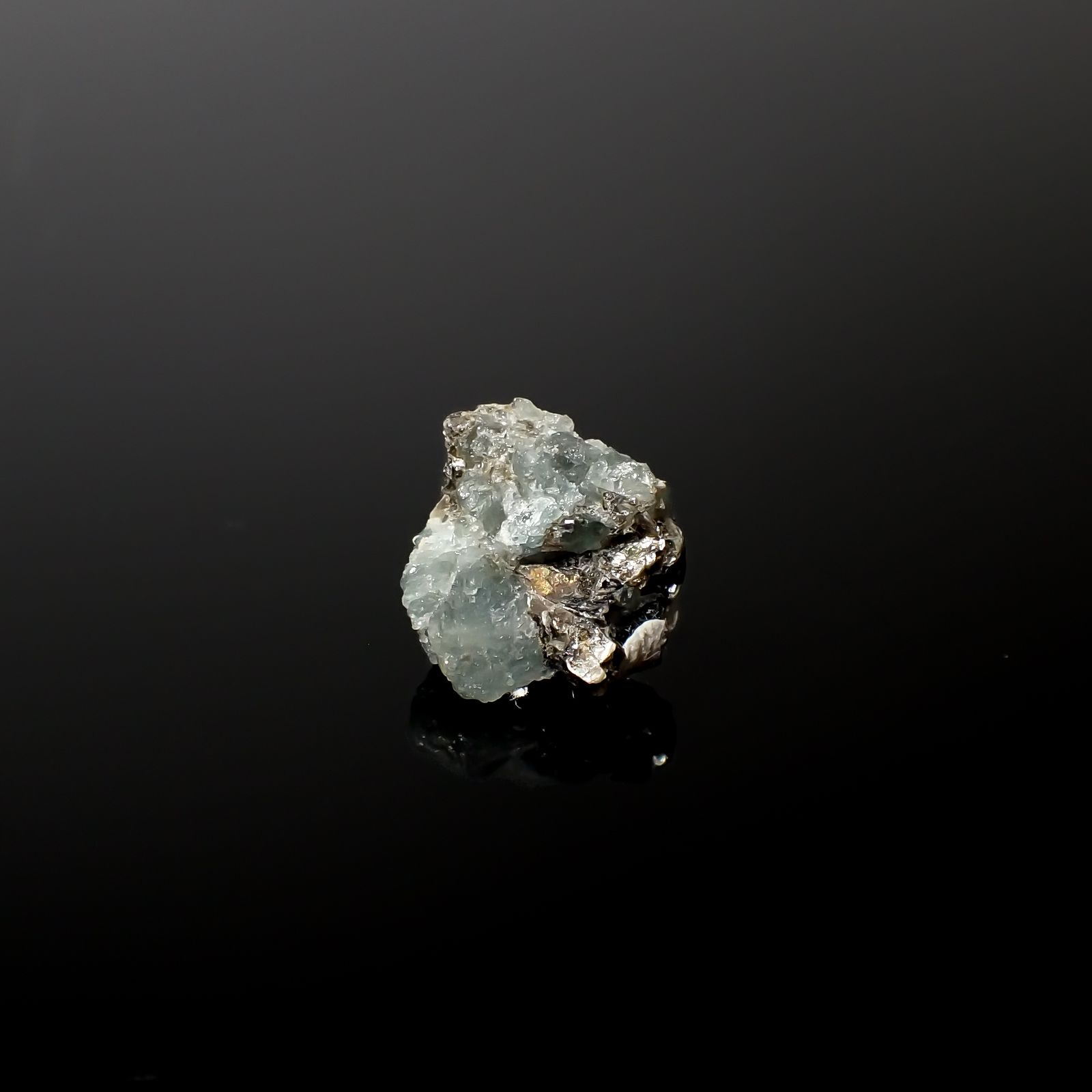 アレキサンドライト 原石 ロシア産 5.33ct[240427022]11.7x11mm前後