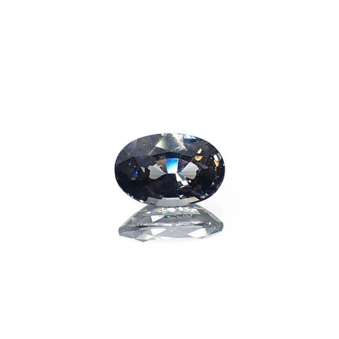 プラチナスピネル(宝石名スピネル)ビルマ産 0.60ct 識別済[250730760]6.6x4.3mm前後