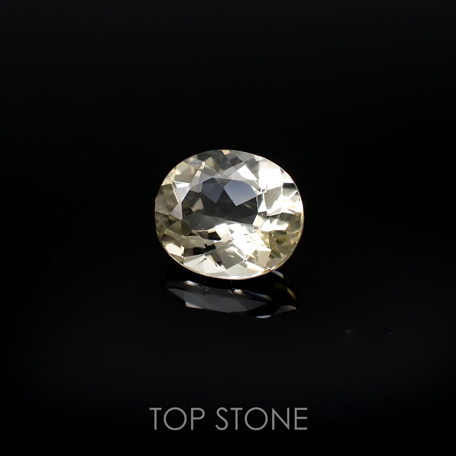 イエロースキャポライト(宝石名イエロー・スキャポライト)ブラジル・ミナスジェライス州産 1.86ct 識別済[220918020]8.7x7.6mm前後